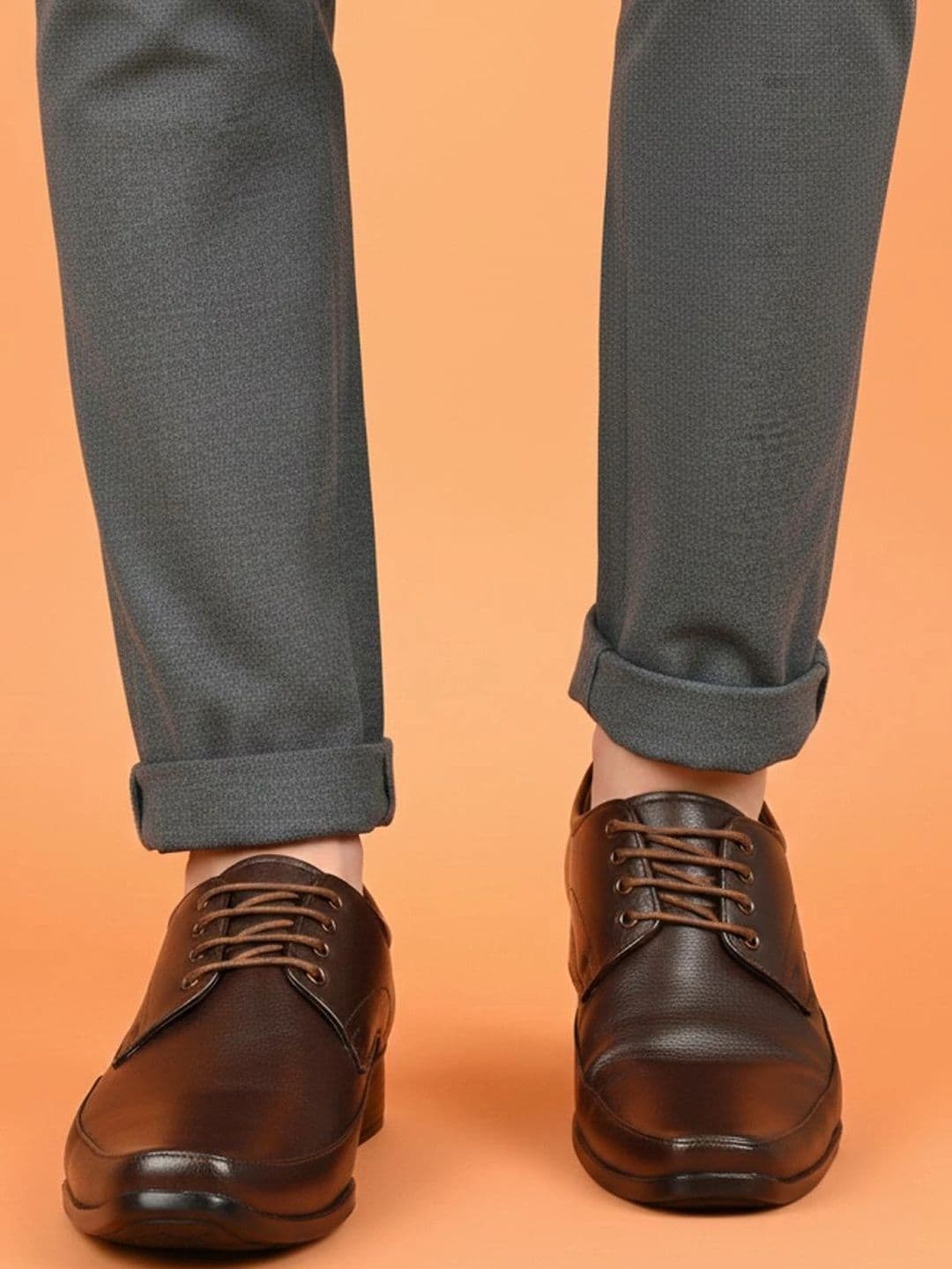 Vitoria Men Textured Square Toe Lace-Ups Formal Derbys Shoes With Free Belt & Wallet thumbnail 4