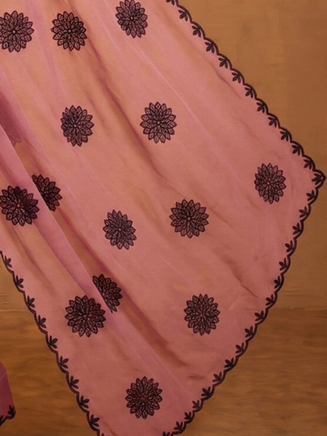 KINDA DESI Ethnic Motifs Embroidered Poly Georgette Fusion Saree thumbnail 2