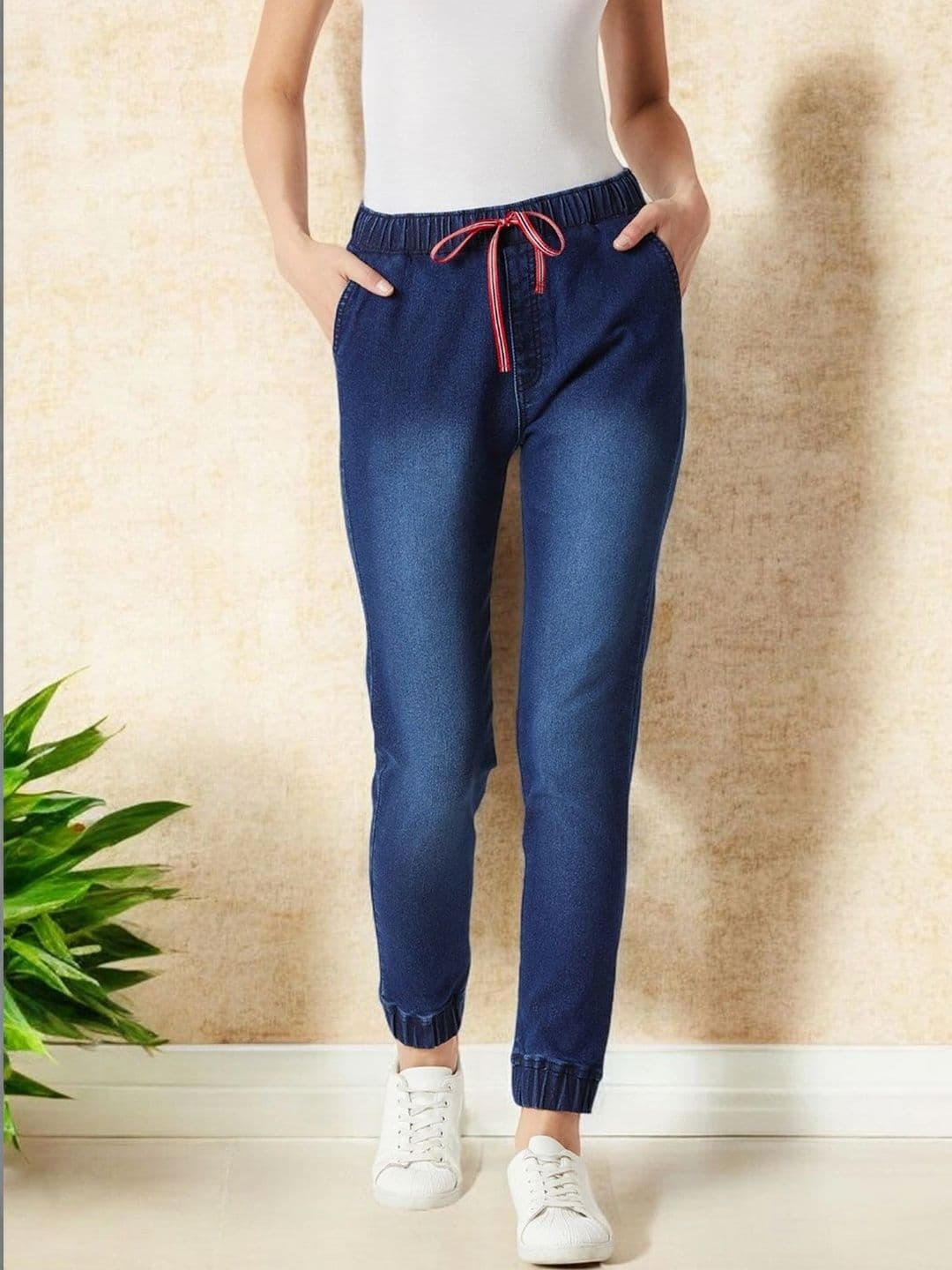 Mast & Harbour Women Regular Fit Mid-Rise Cuffed Hem Stretchable Jeans - view 1