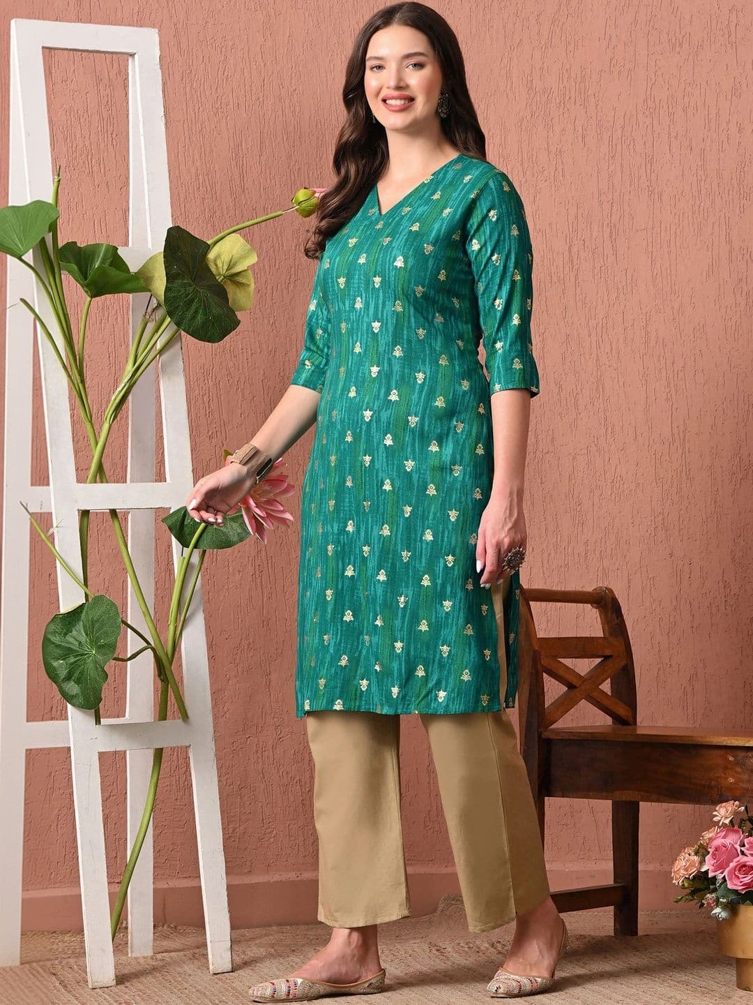 Sangria Women Ethnic Motifs Printed Kurta thumbnail 5