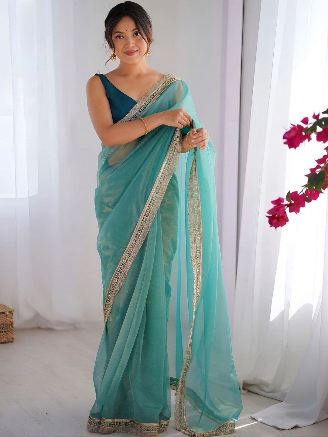 all about you Net Saree thumbnail 5