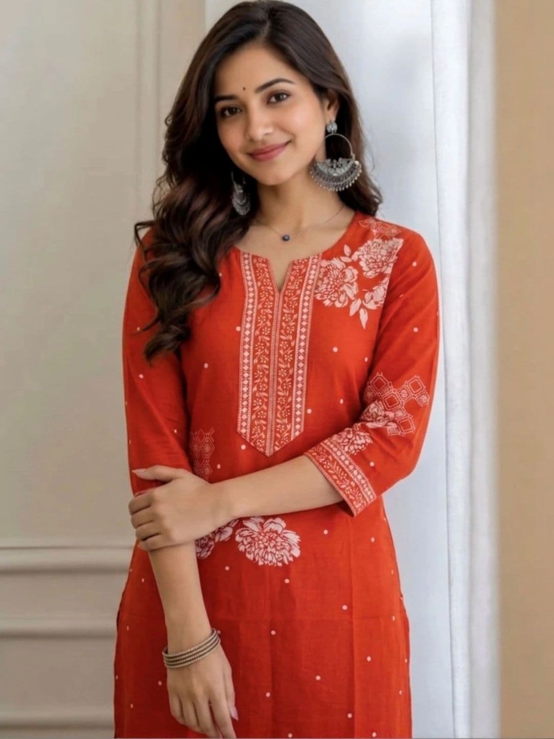 Zyla Women Floral Printed Thread Work Kurta thumbnail 3