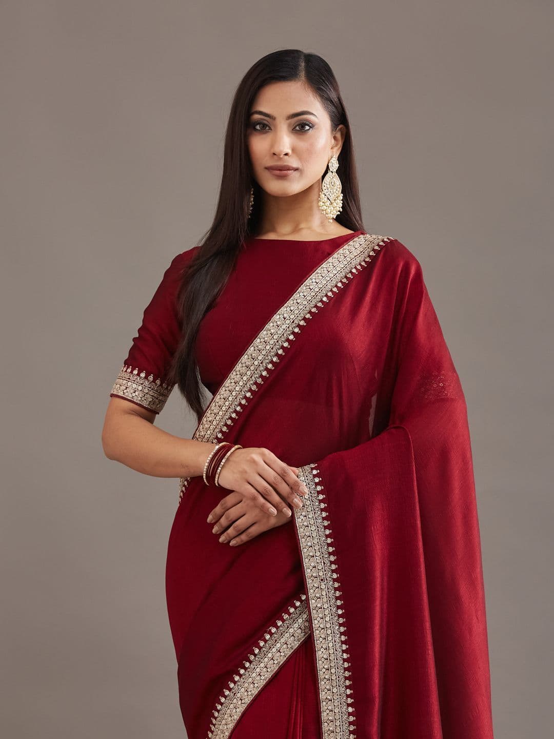 kasee Embellished Zari Silk Blend Heavy Work Saree thumbnail 6
