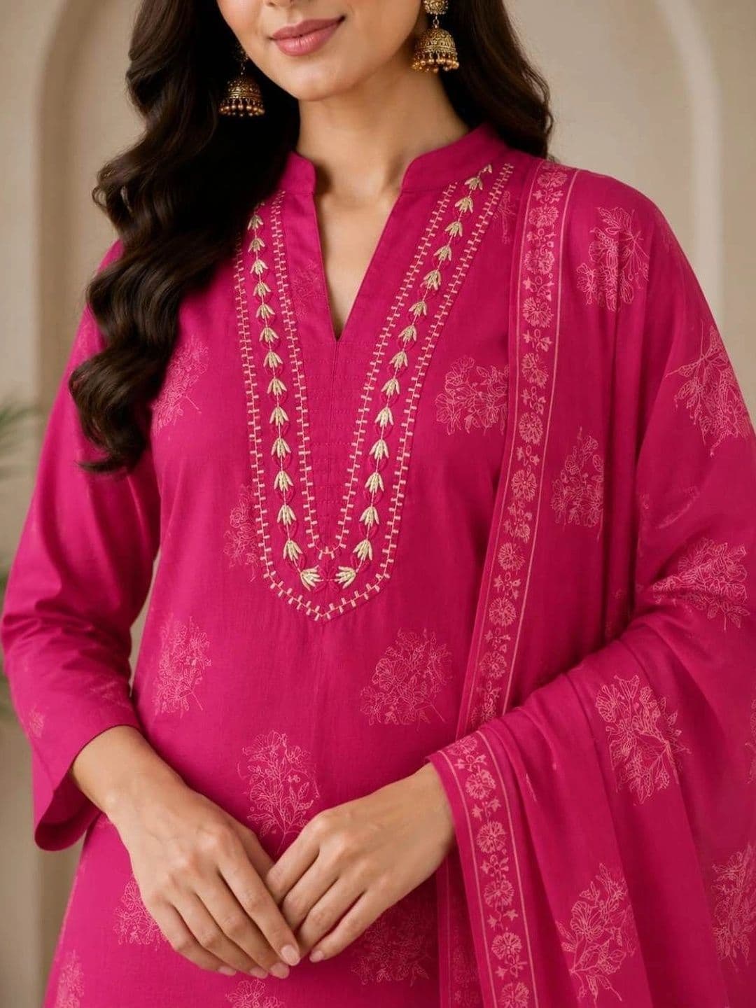 UNISETS Women Floral Printed Regular Thread Work Pure Cotton Kurta with Trousers & With Dupatta thumbnail 4