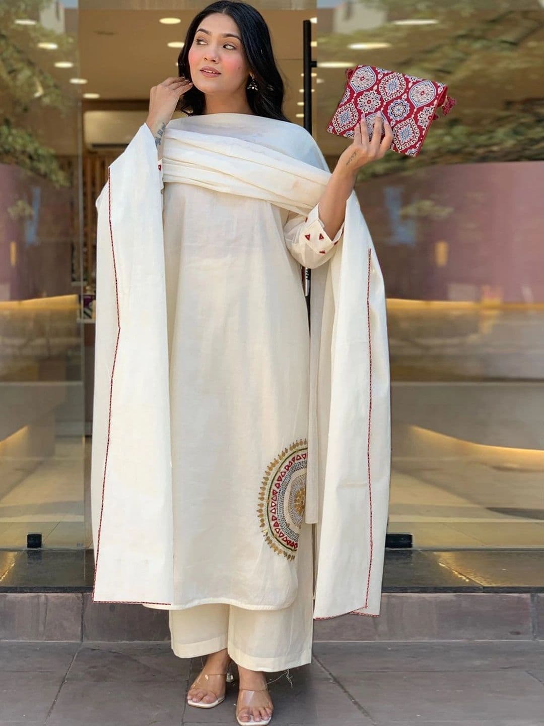 GoSriKi Women Ethnic Motifs Embroidered Regular Thread Work Kurta with Palazzos & With Dupatta thumbnail 4