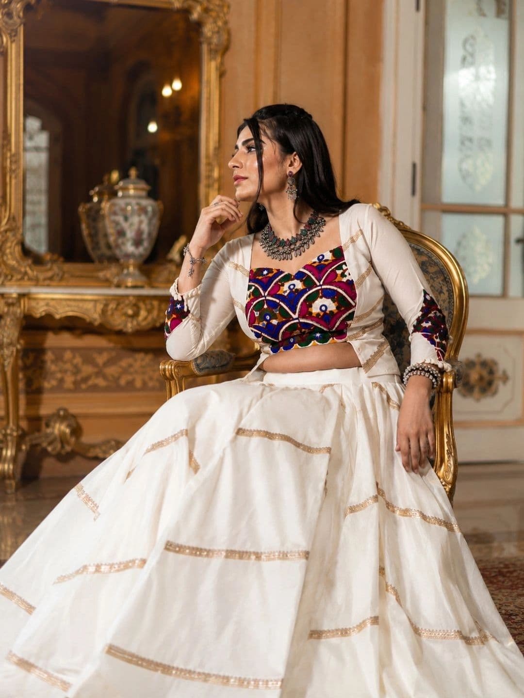 House of Pataudi Embroidered Thread Work Semi-Stitched Lehenga & Unstitched thumbnail 4