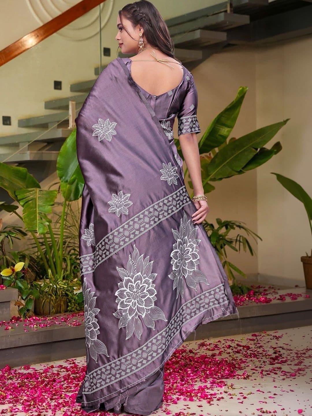 KALINI Floral Silk Blend Saree thumbnail 6