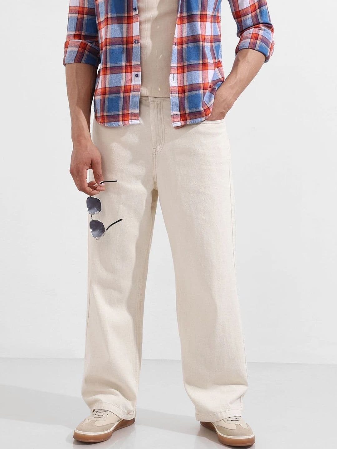 The Indian Garage Co Men Solid Cotton Wide leg Mid-Rise Jeans - view 1