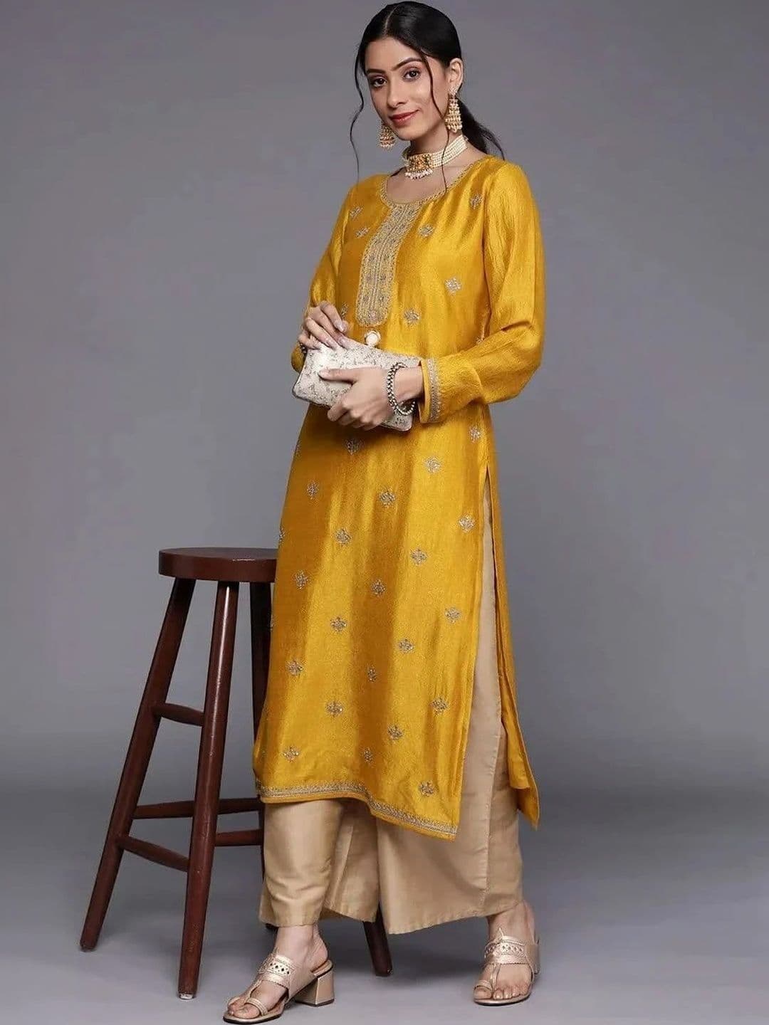 NARACHI TEXWORLD Women Embroidered Thread Work Kurta - view 1