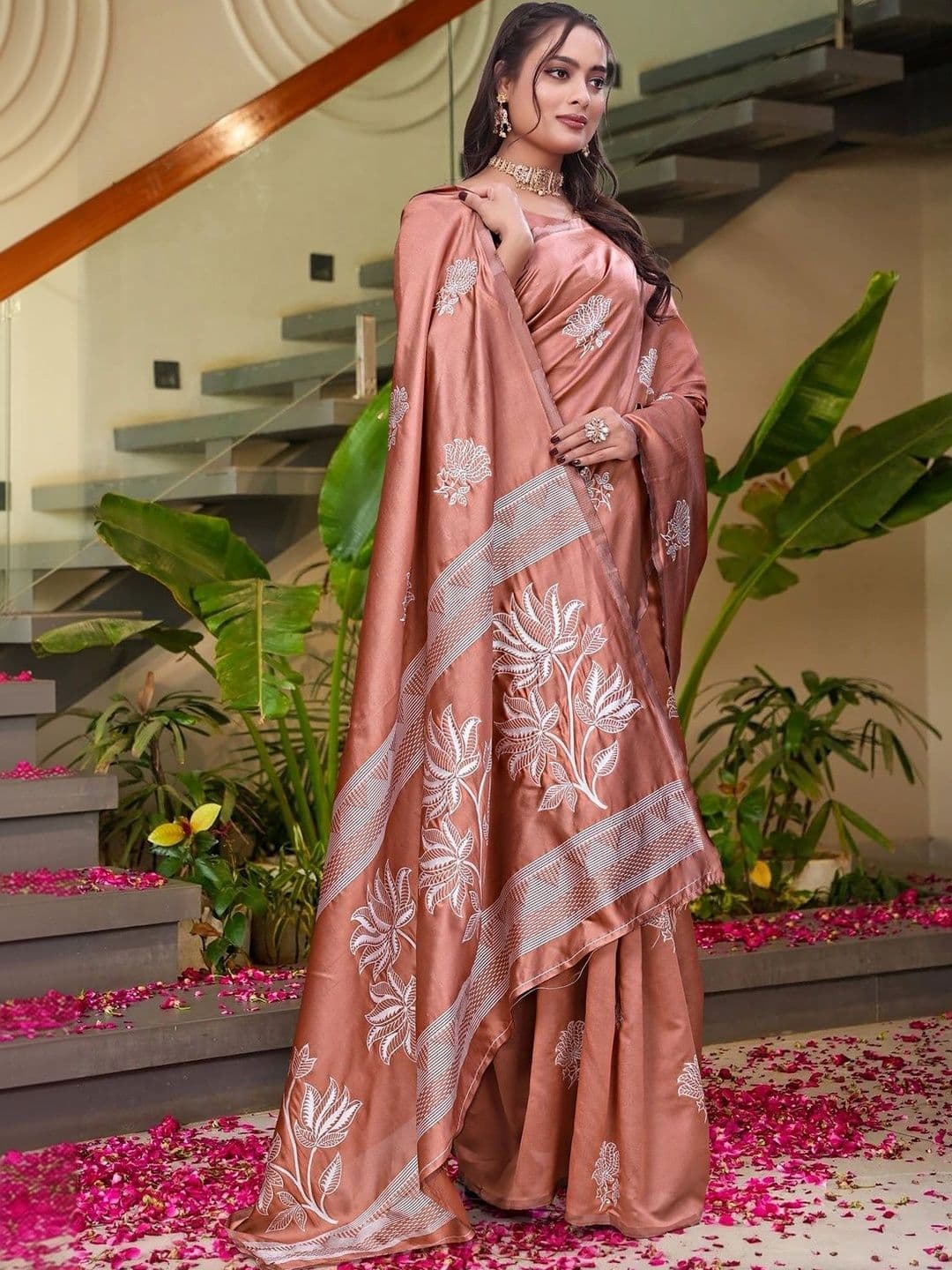 KALINI Woven Design Embroidered Silk Blend Saree thumbnail 5
