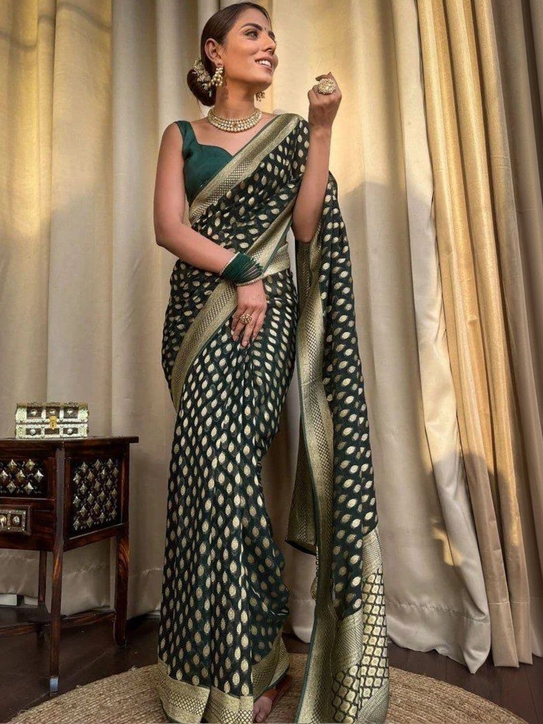 The Loomira Woven Design Zari Art Silk Banarasi Saree thumbnail 4