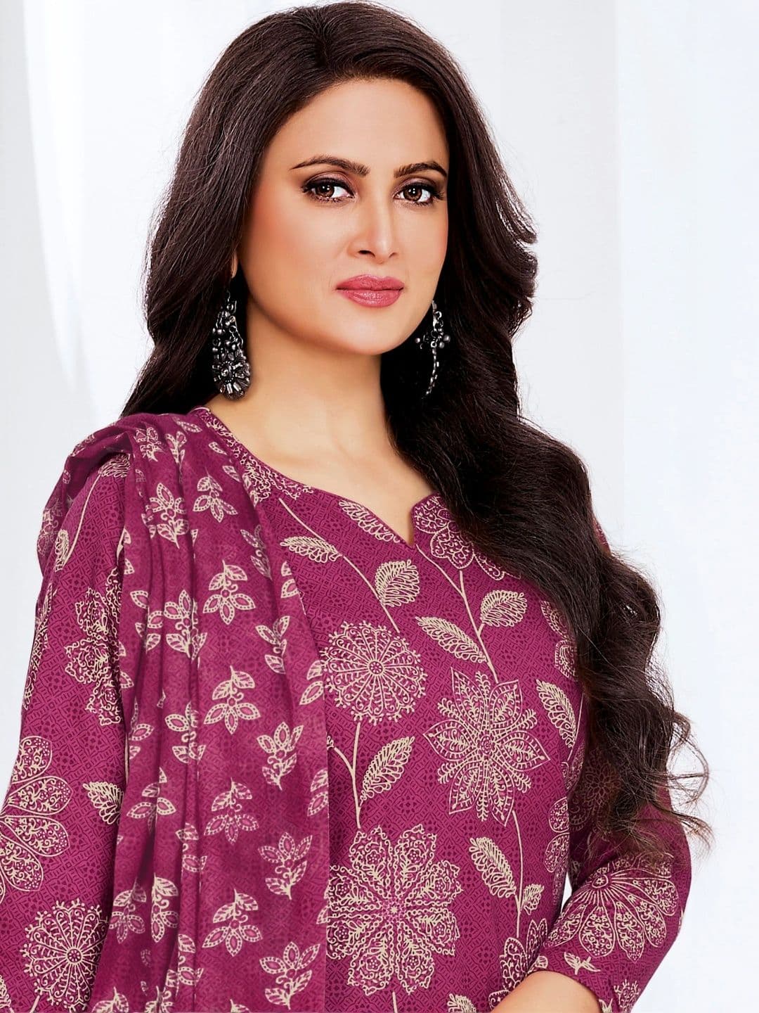 Simmu Women Floral Printed Regular Pure Cotton Kurta with Patiala & With Dupatta thumbnail 3