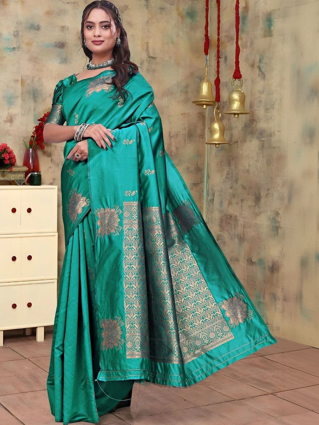 KALINI Woven Design Zari Silk Blend Saree thumbnail 4