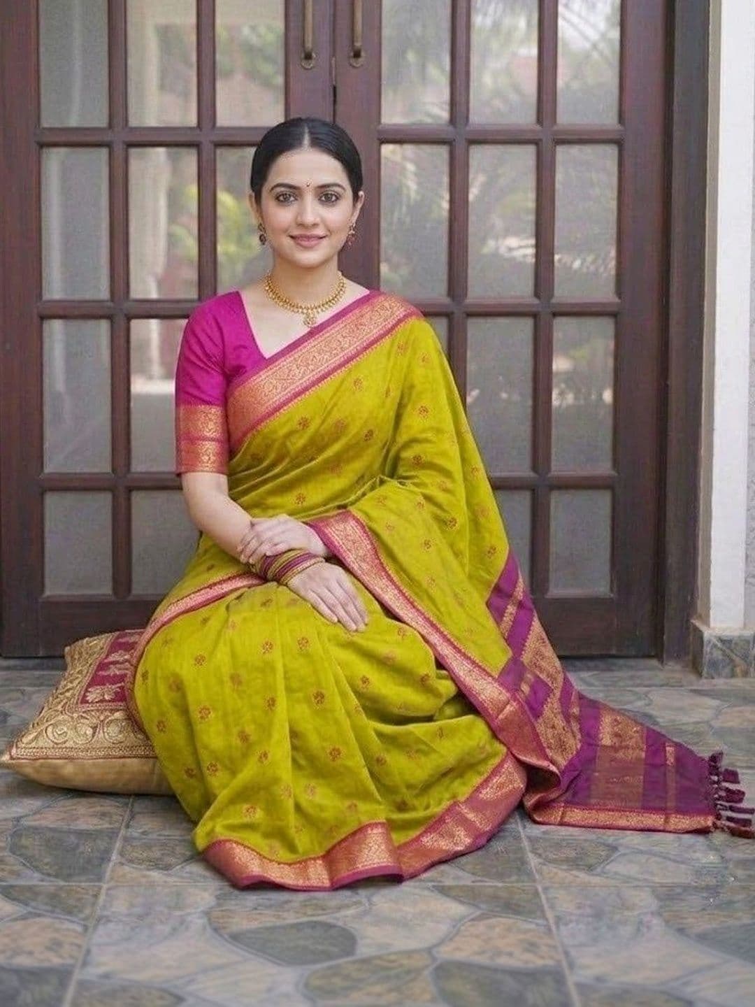 MITAL ENTERPRISE Zari Art Silk Saree thumbnail 2