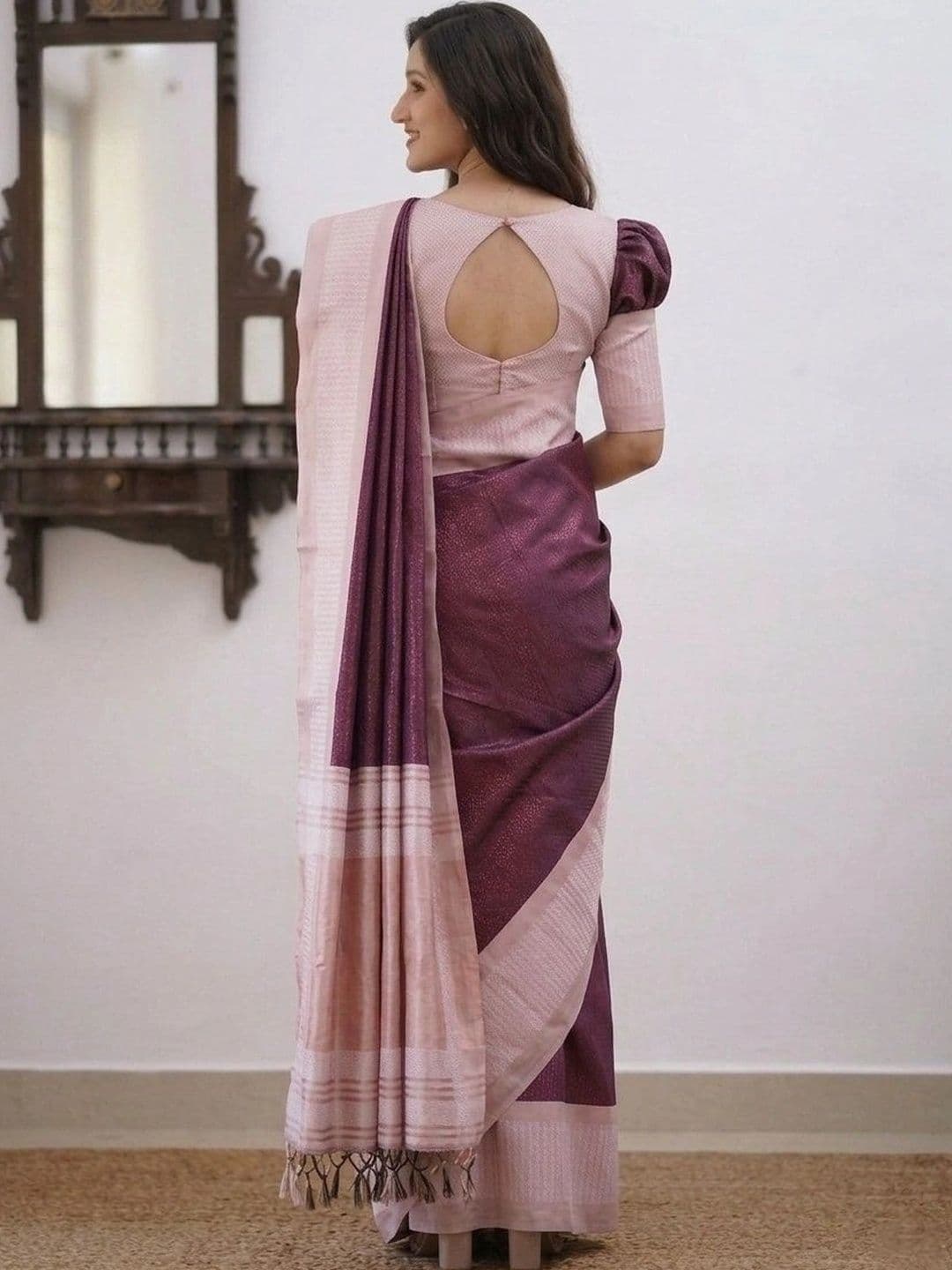 MITAL ENTERPRISE Woven Design Art Silk Saree thumbnail 4