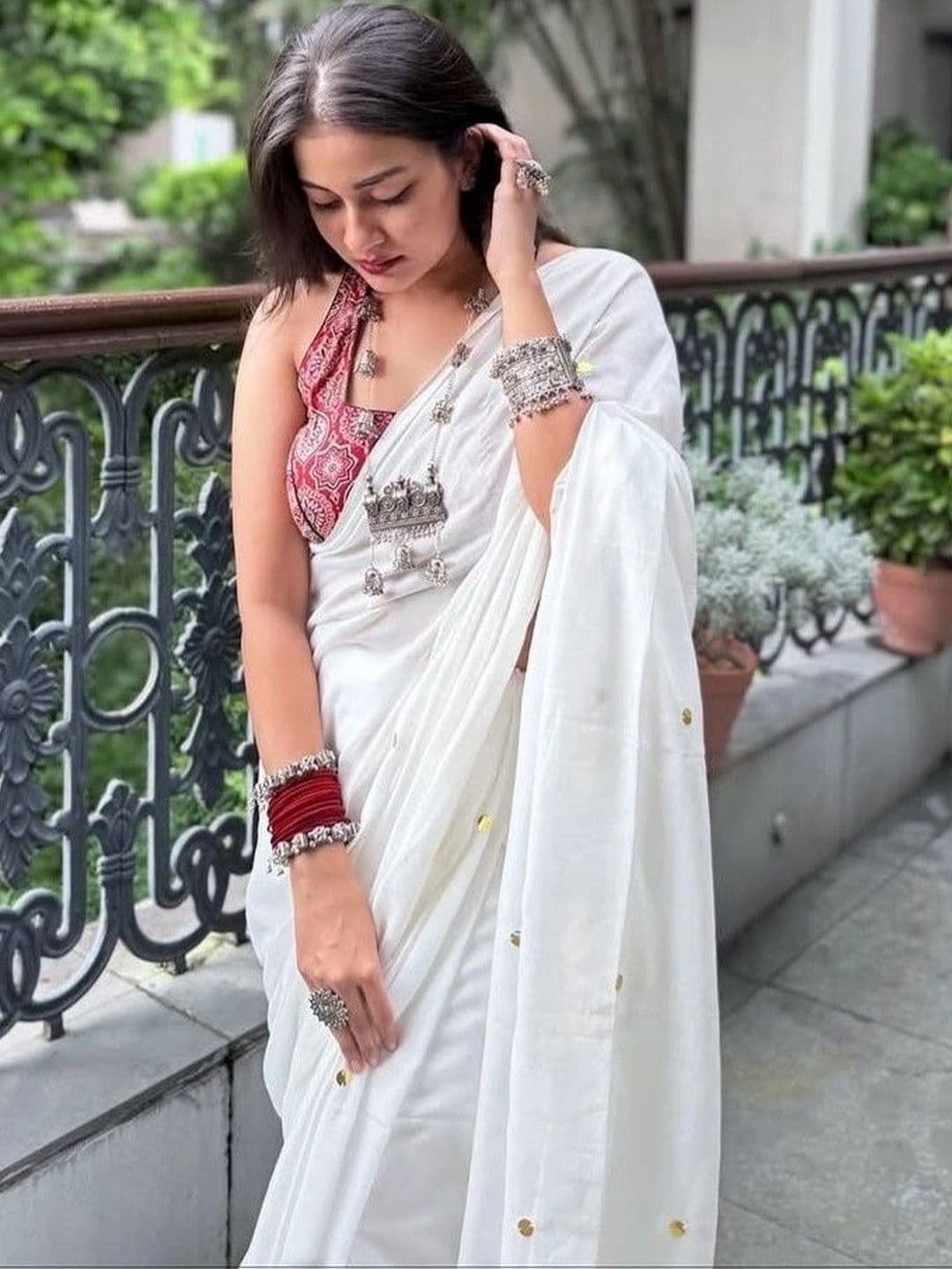 MS SARADA HANDLLOM Woven Design Pure Cotton Taant Saree thumbnail 5