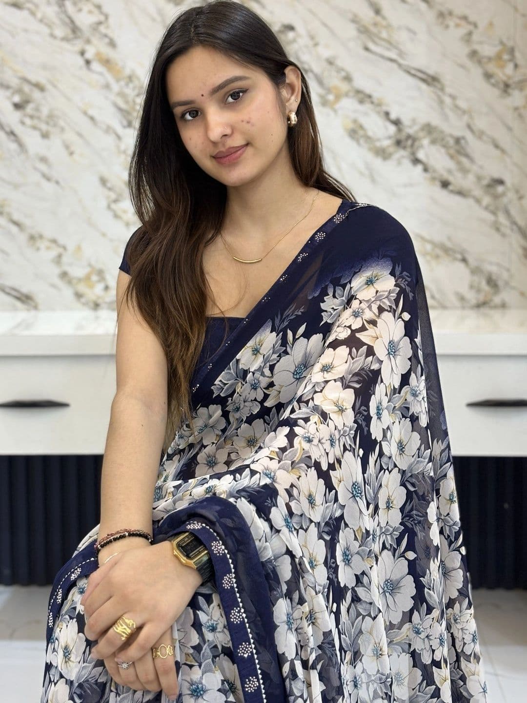 TELIRAJ FASHIONS Floral Sequinned Pure Georgette Designer Block Print Saree thumbnail 3