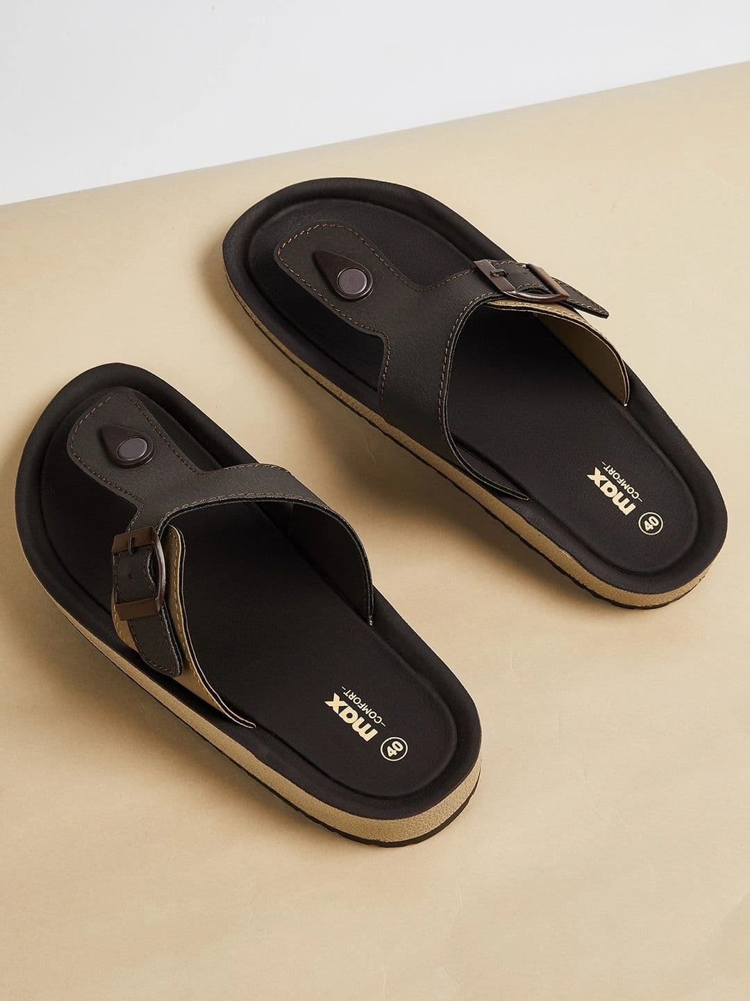 max Men Colourblock T-strap Sandals Sandals - view 1