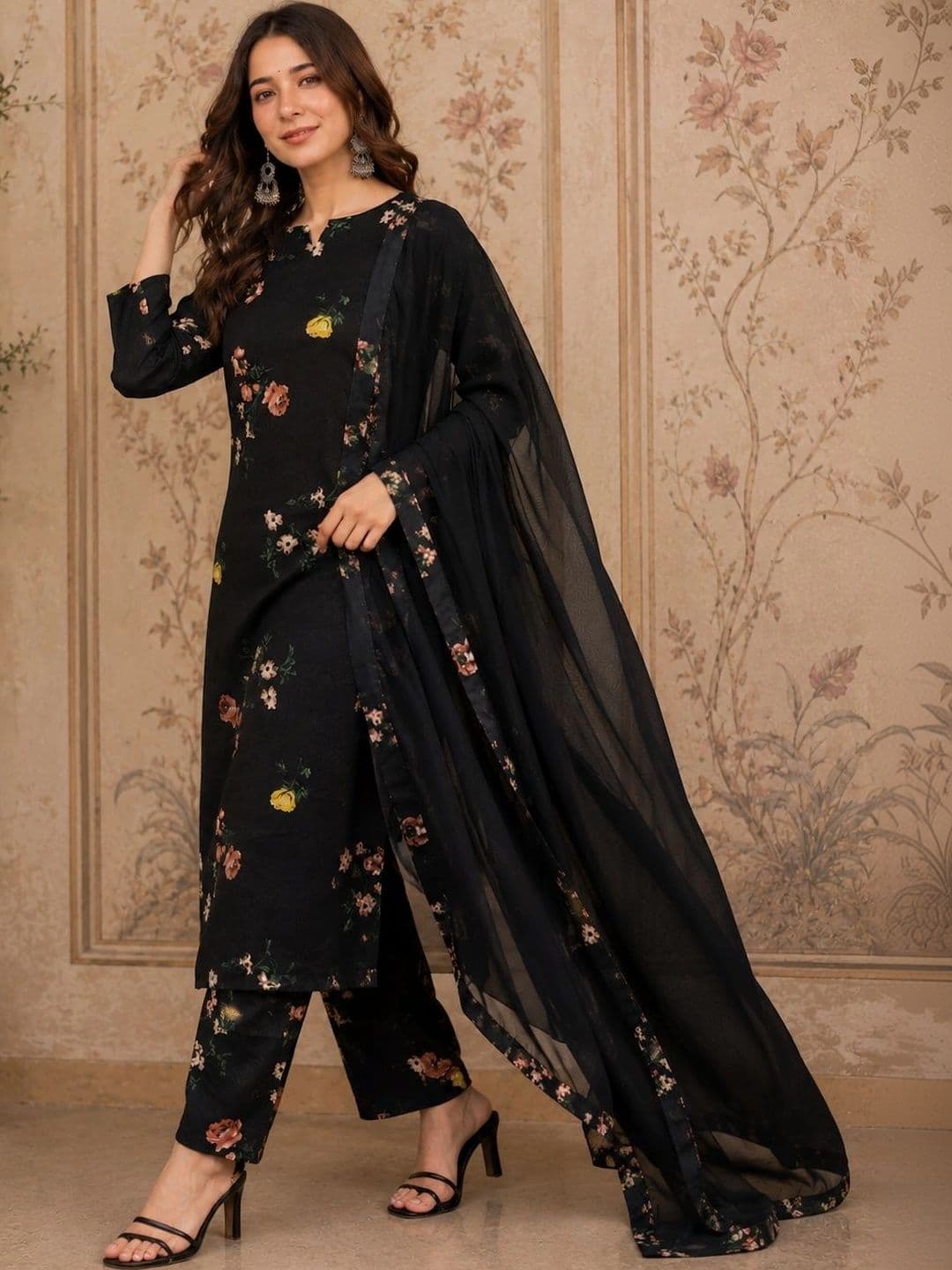 Sangria Women Floral Printed Regular Kurta with Trousers & With Dupatta thumbnail 4