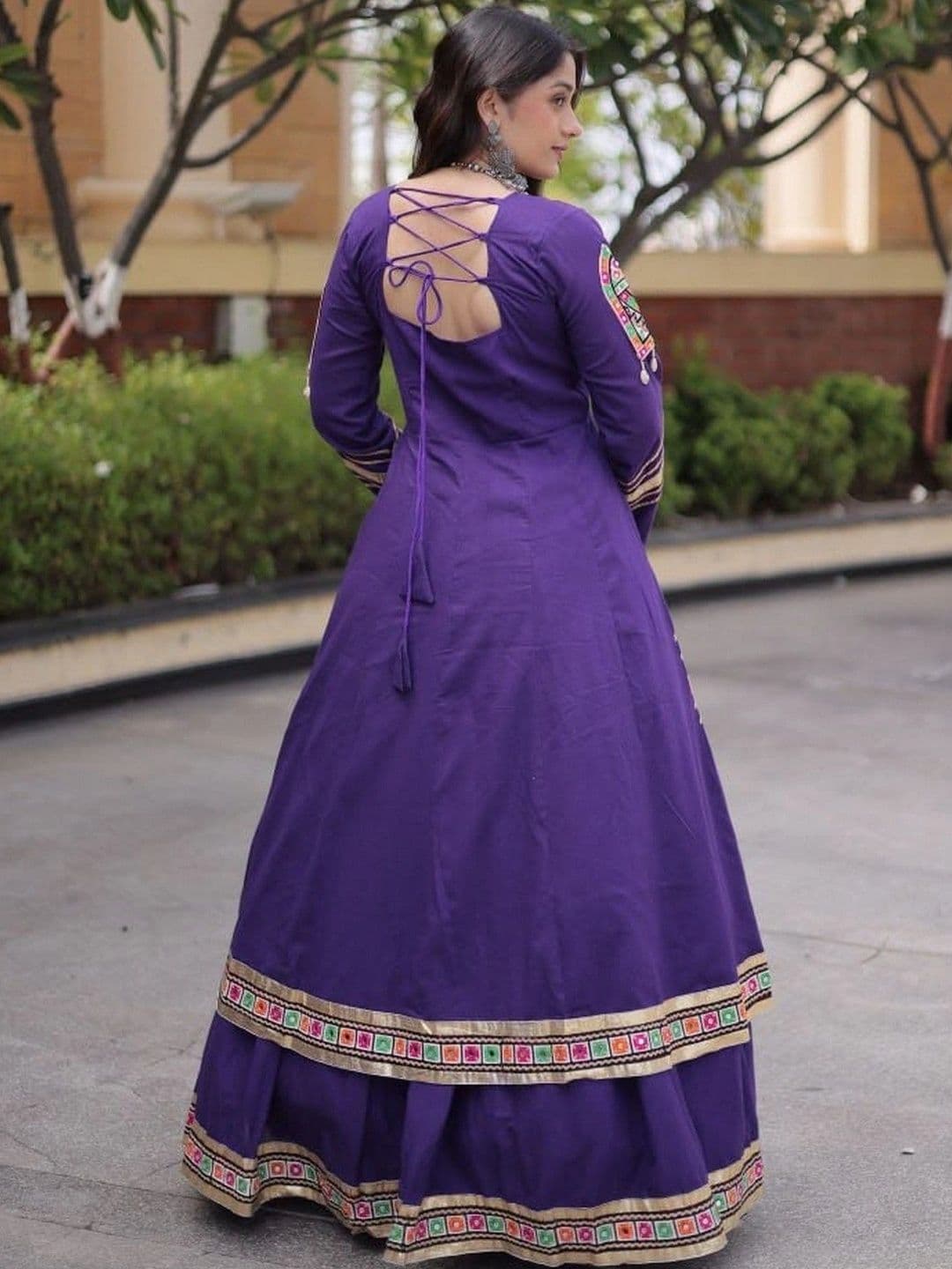 wckrod Embroidered Thread Work Ready to Wear Lehenga & Semi-Stitched thumbnail 7