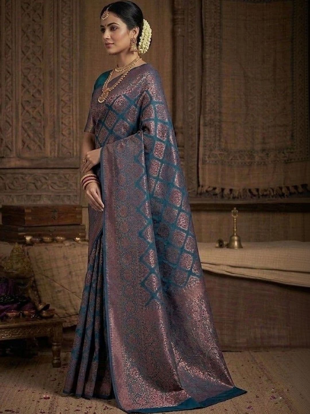 MITAL ENTERPRISE Woven Design Zari Art Silk Saree thumbnail 2