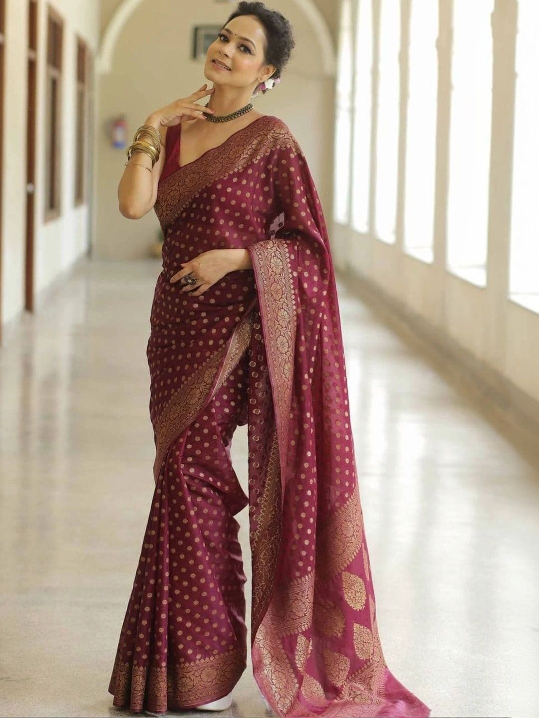 MARUTI VASTRAM Woven Design Zari Art Silk Banarasi Saree thumbnail 2