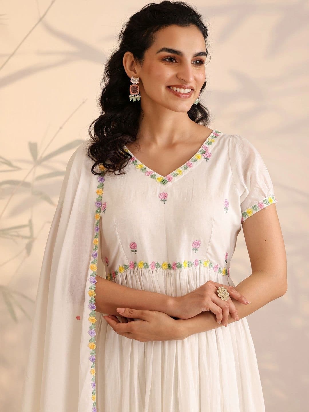 Khushal K Women Floral Embroidered Empire Thread Work Pure Cotton Kurta with Palazzos & With Dupatta thumbnail 4