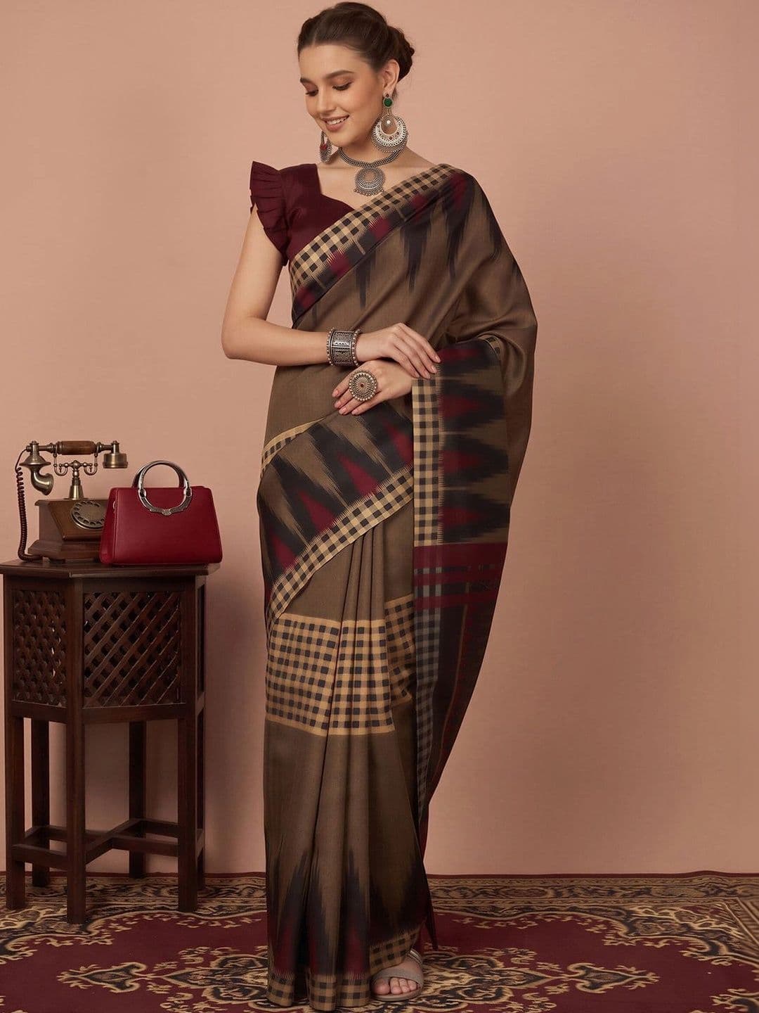 Anouk Ethnic Motifs Silk Blend Designer Ikat Saree thumbnail 6