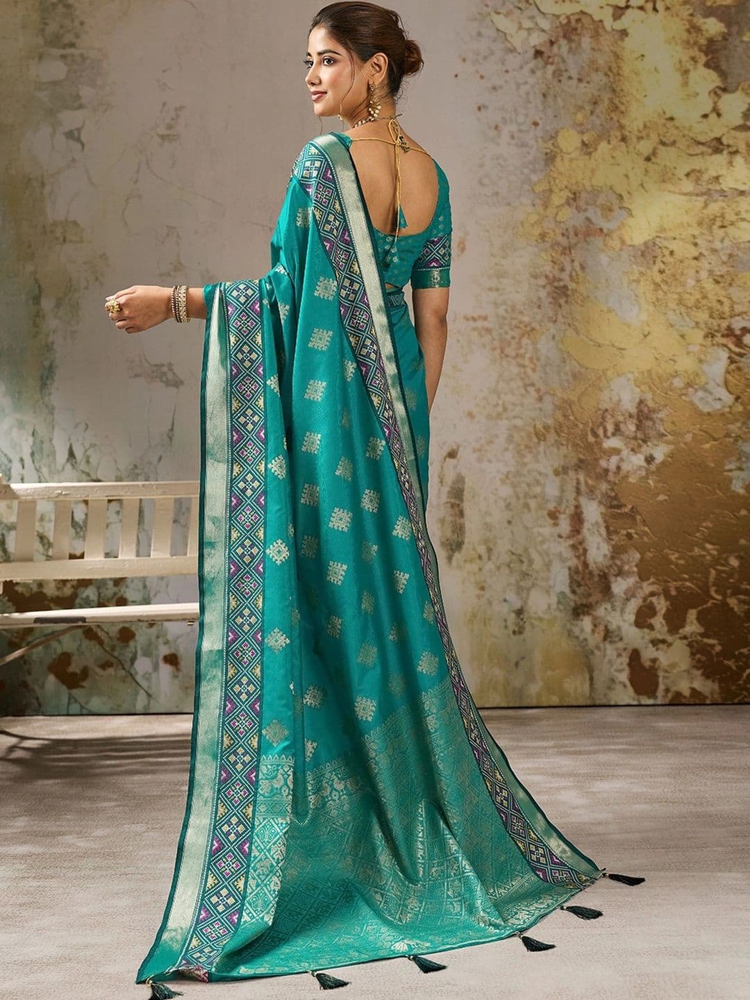 PBS PRINTS Embellished Zari Silk Blend Designer Patola Saree thumbnail 6