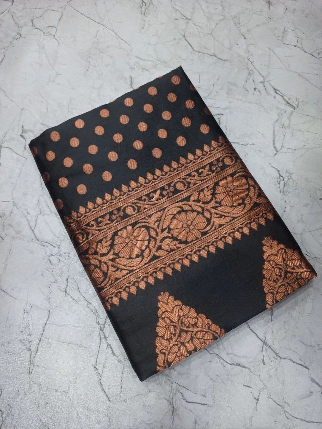 House Of Nazakat Woven Design Zari Art Silk Banarasi Saree thumbnail 5