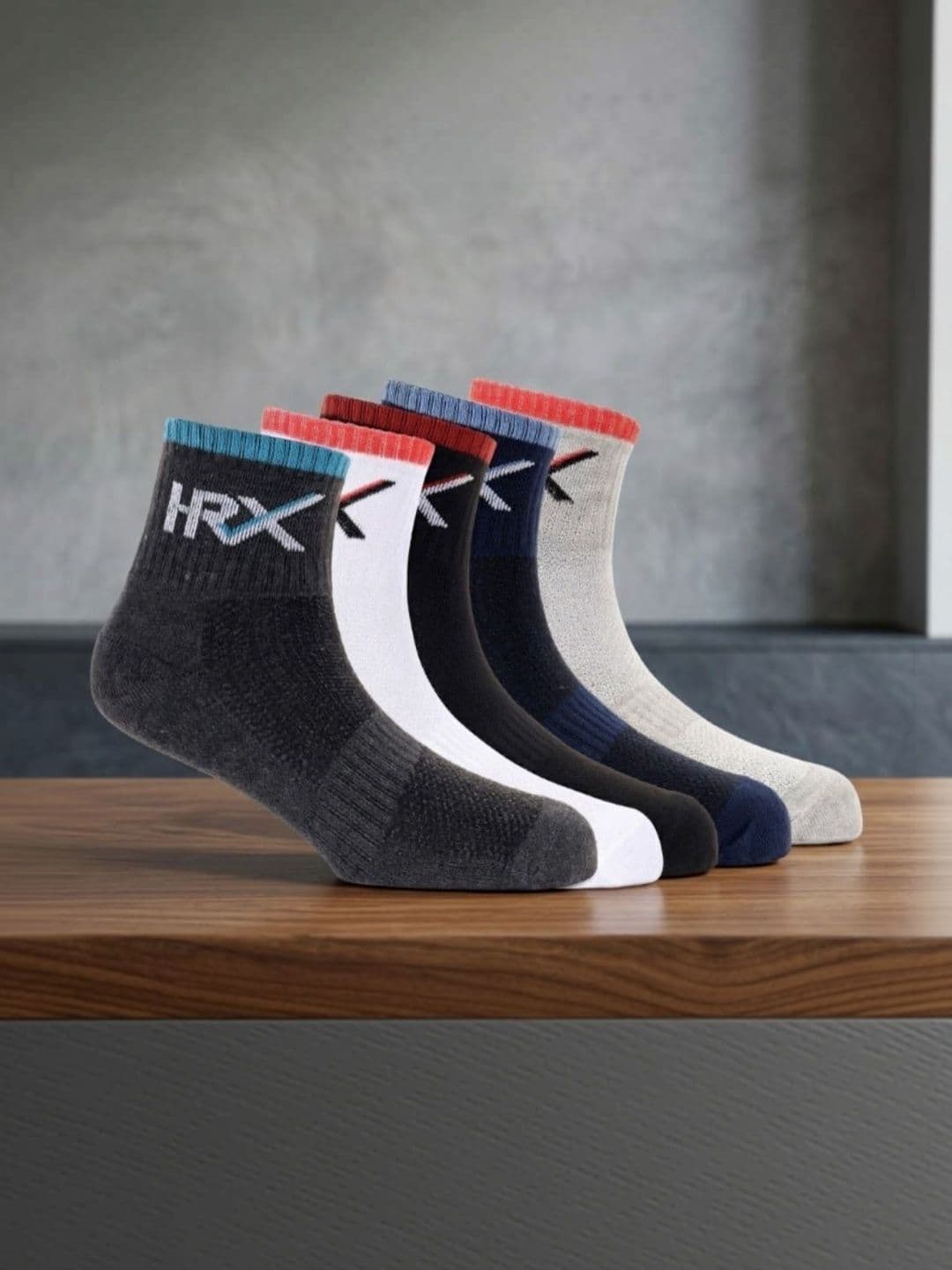 HRX by Hrithik Roshan Men Pack of 5 Colourblocked Ankle Length Socks - view 1