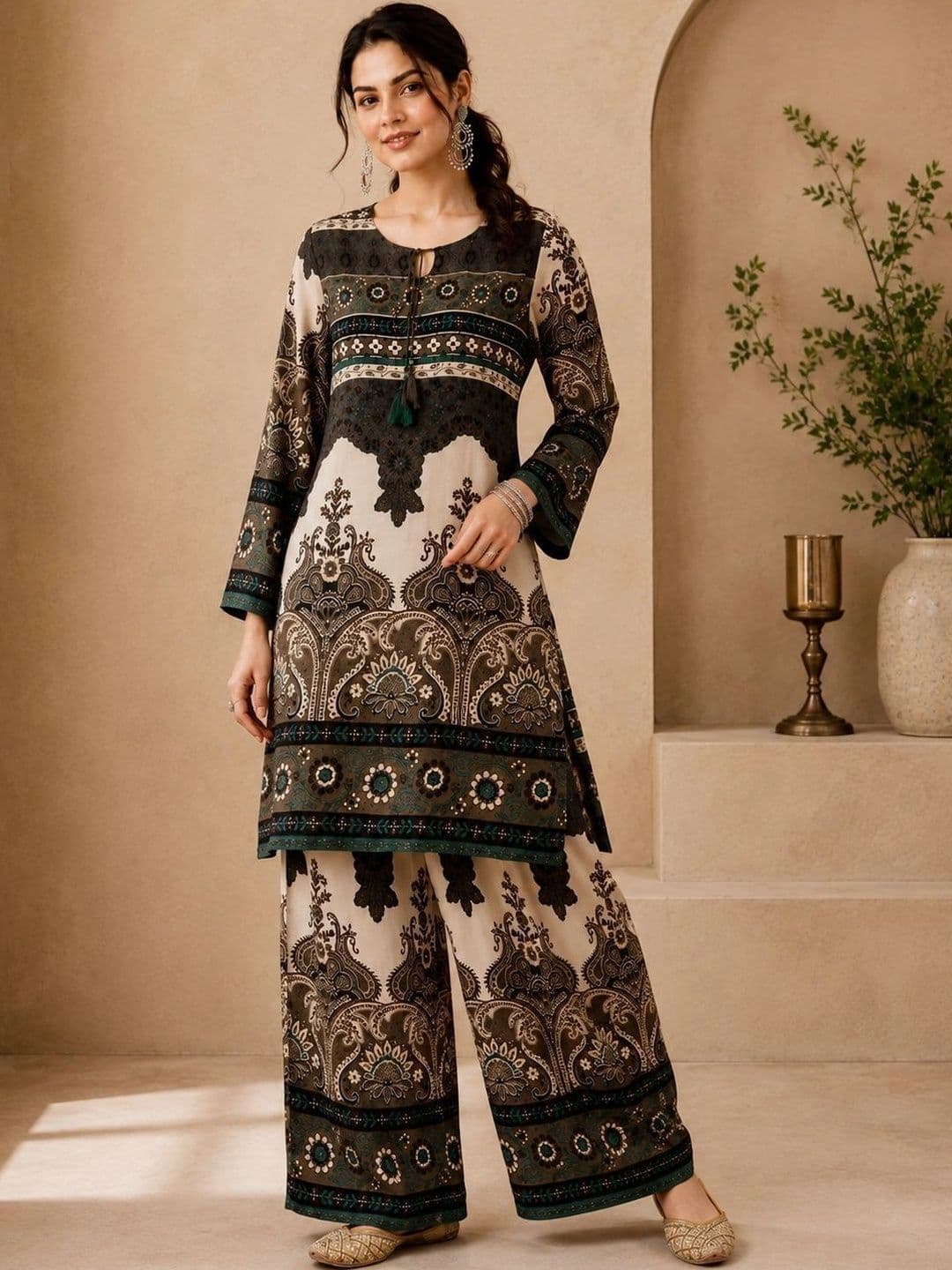 Sangria Women Ethnic Motifs Printed Regular Kurta with Palazzos thumbnail 4