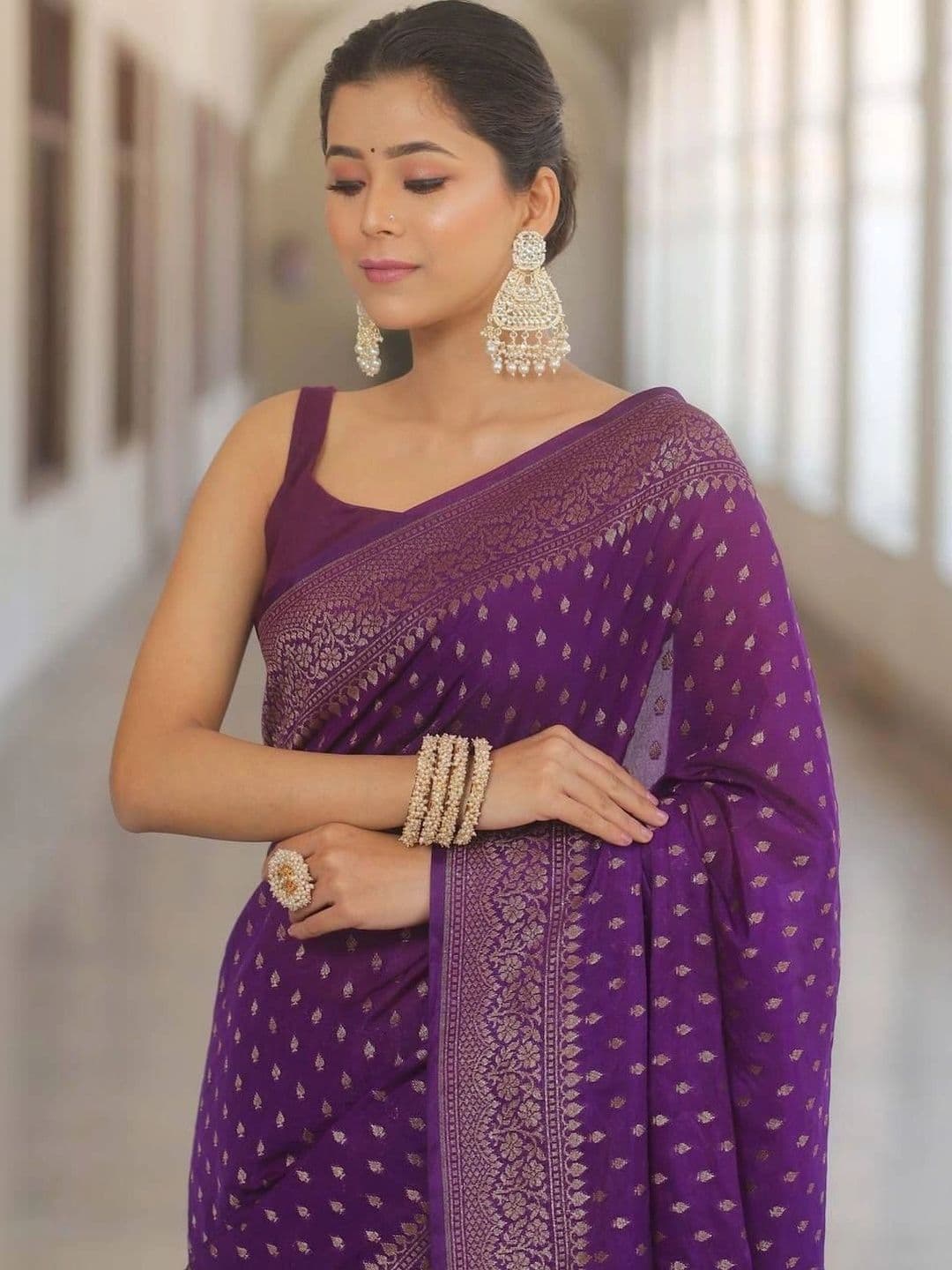 Anokhi Attire Woven Design Zari Art Silk Banarasi Saree thumbnail 6