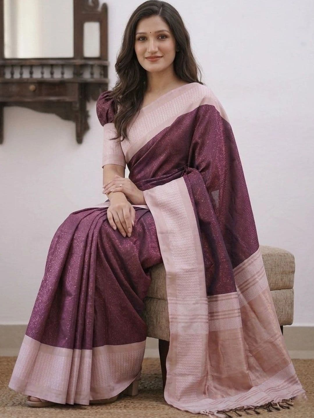 MITAL ENTERPRISE Woven Design Art Silk Saree thumbnail 3