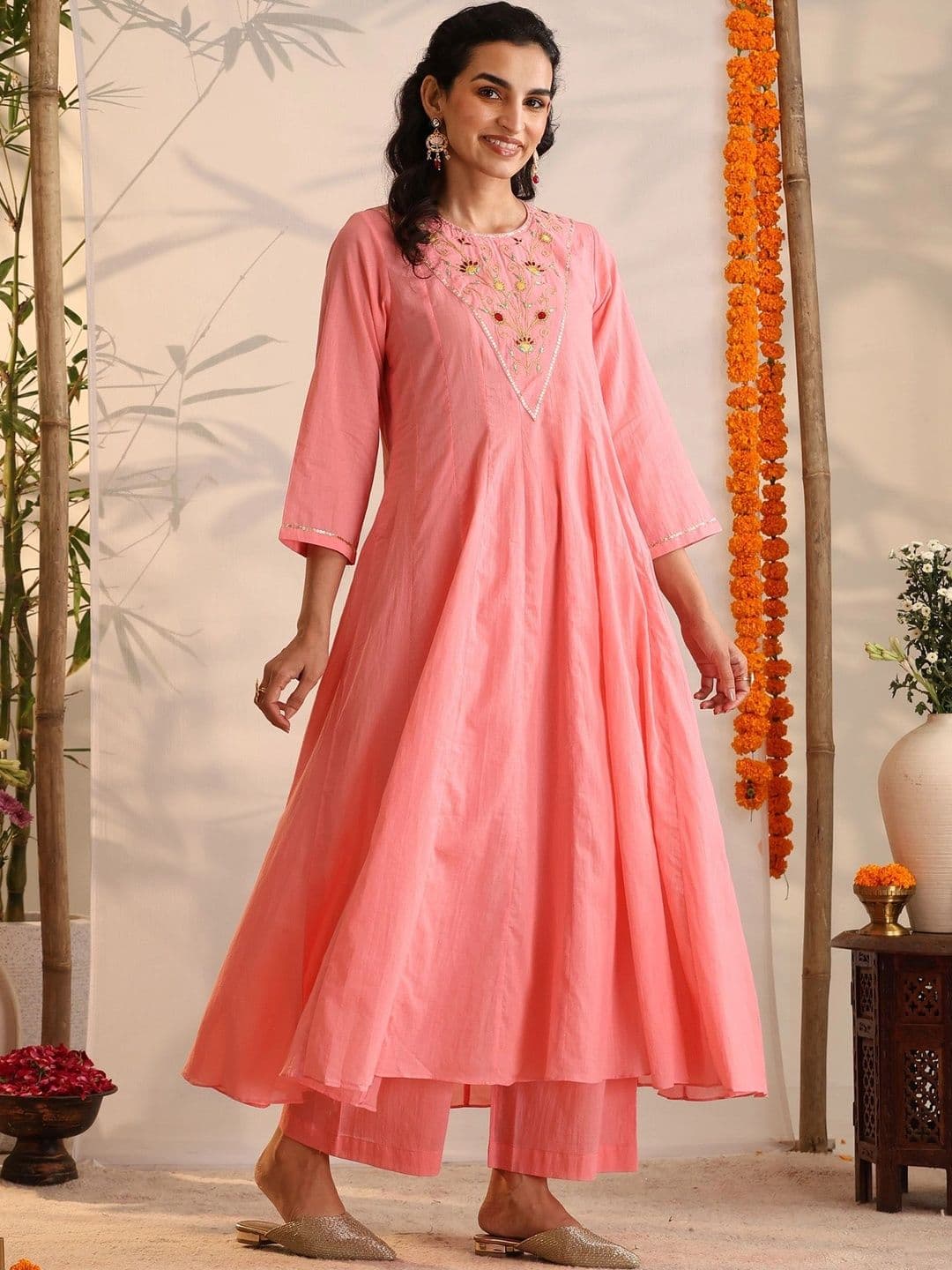 Khushal K Women Floral Embroidered Empire Thread Work Pure Cotton Kurta with Palazzos & With Dupatta thumbnail 3
