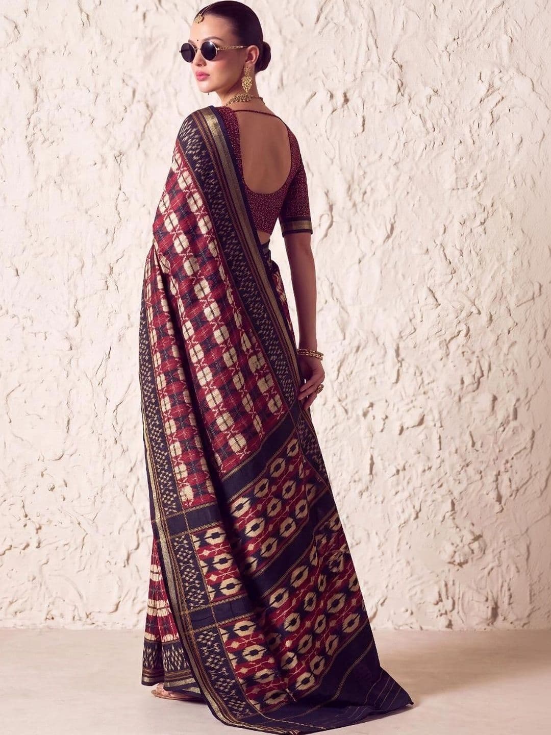 KRISHREE Embellished Silk Cotton Saree thumbnail 3