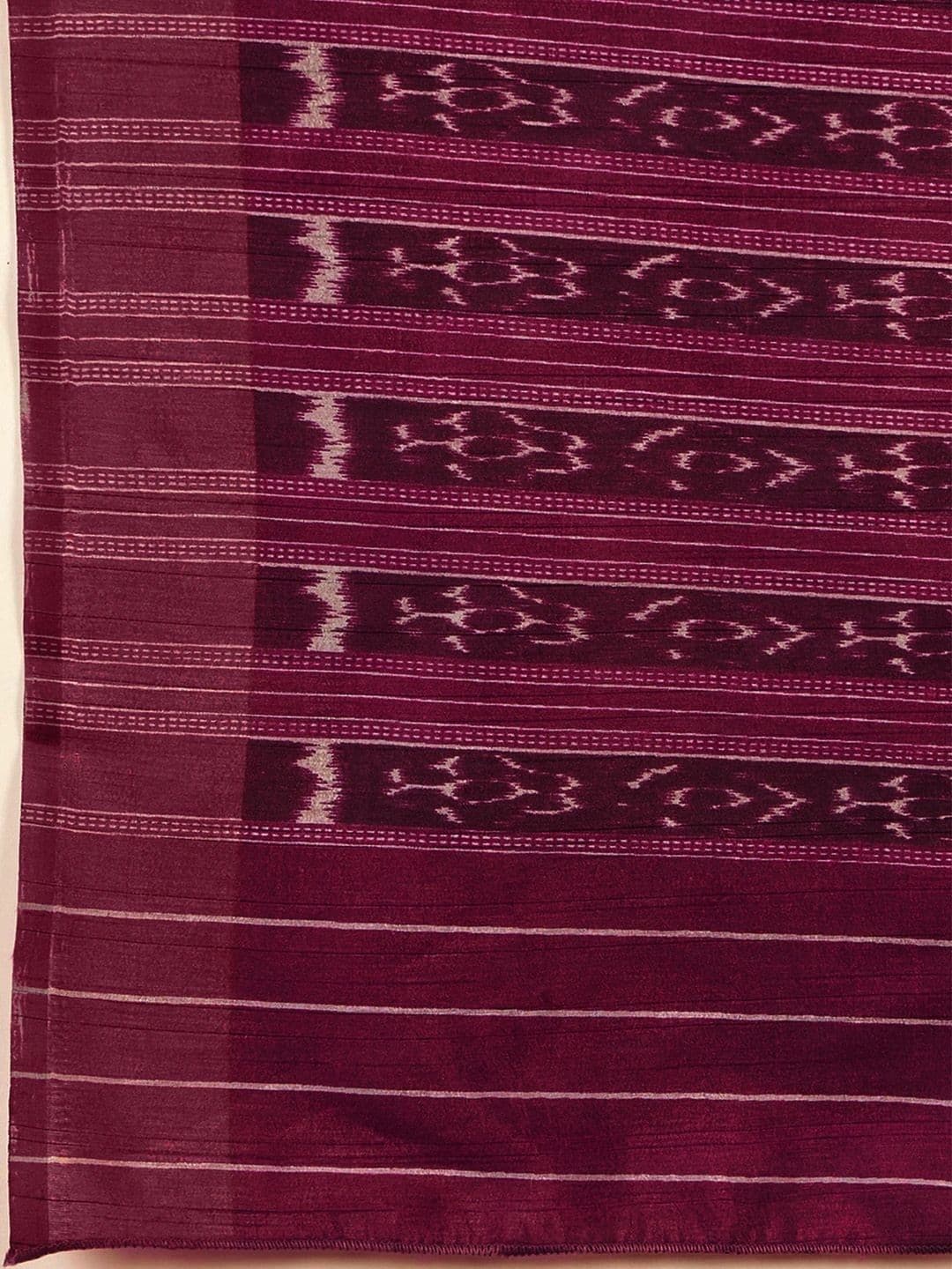 Anouk Ethnic Motifs Silk Blend Designer Ikat Saree thumbnail 5