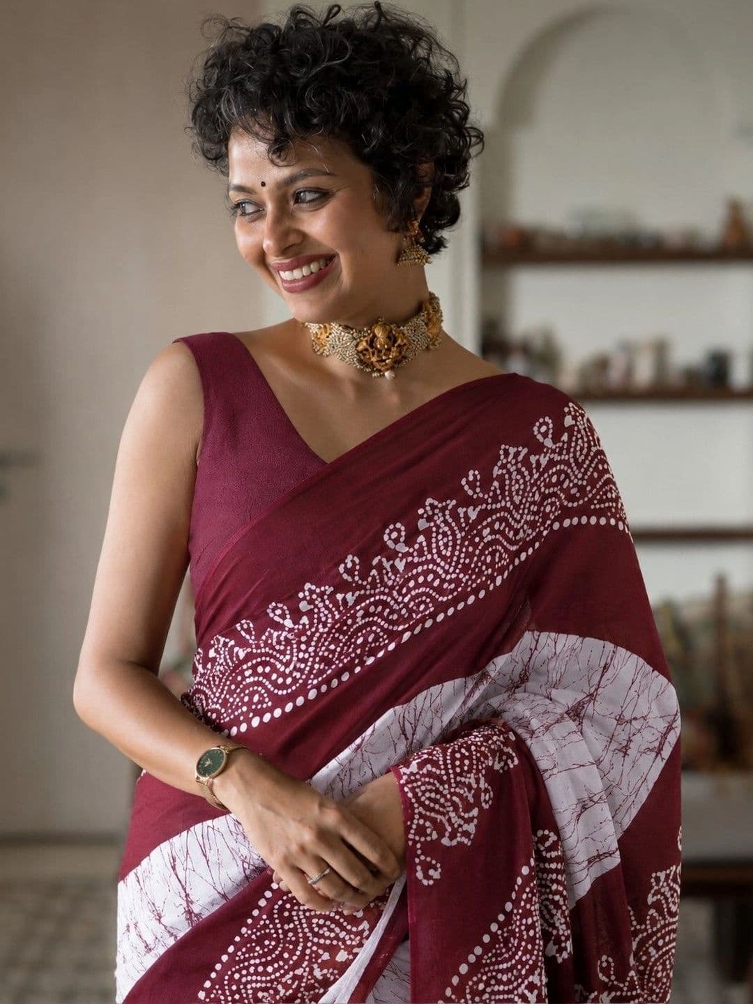 Lovwear Batik Pure Cotton Handloom Ikat Saree thumbnail 3