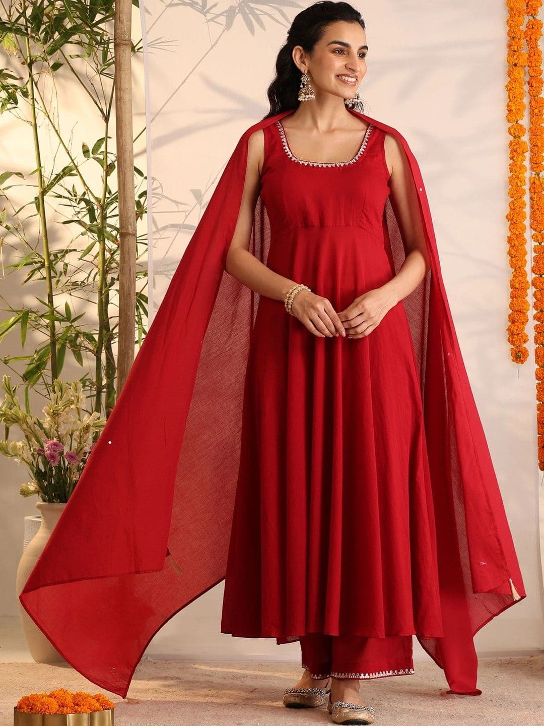 Khushal K Women Empire Thread Work Pure Cotton Kurta with Palazzos & With Dupatta thumbnail 5