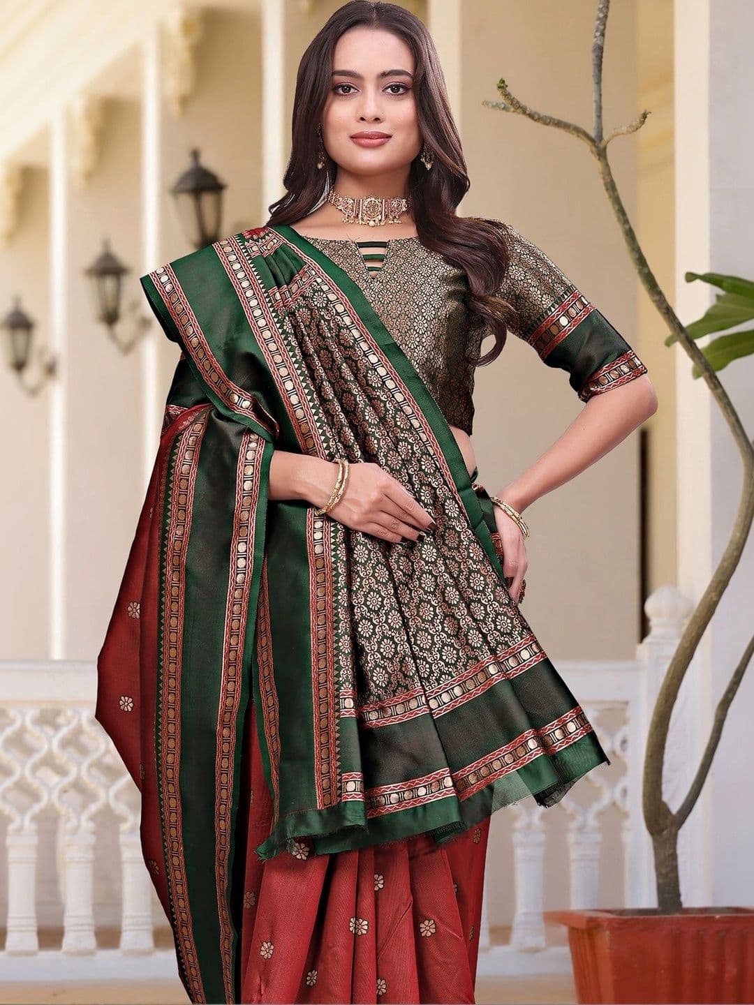 KALINI Woven Design Zari Silk Blend Saree thumbnail 2