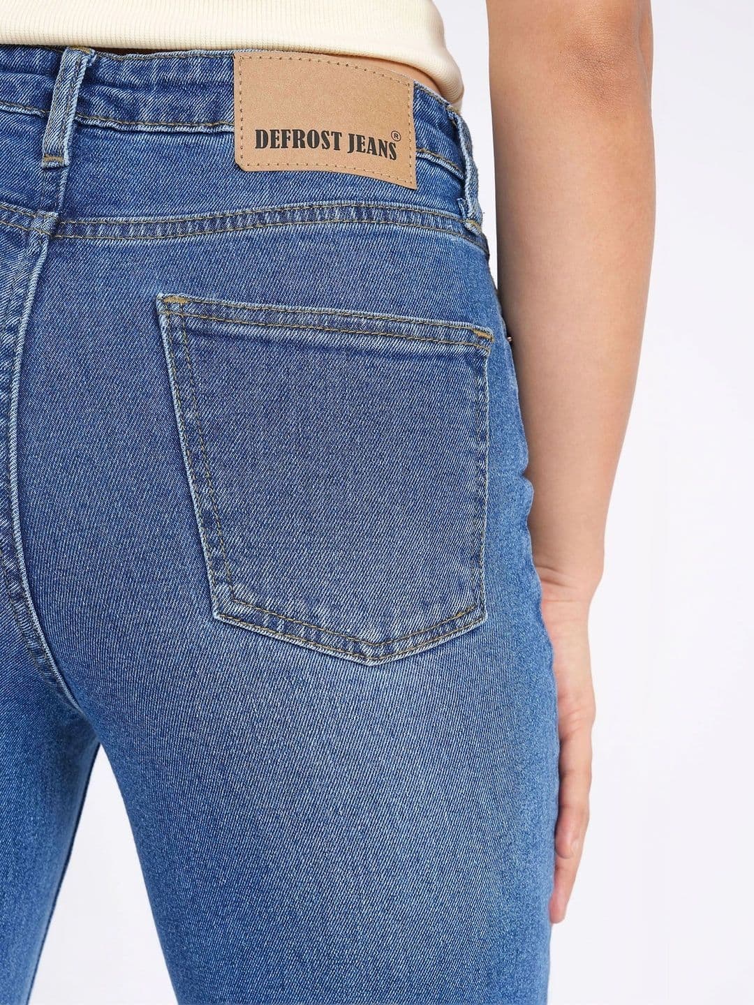 Defrost Jeans Women Wide Leg High-Rise Stretchable Jeans thumbnail 7