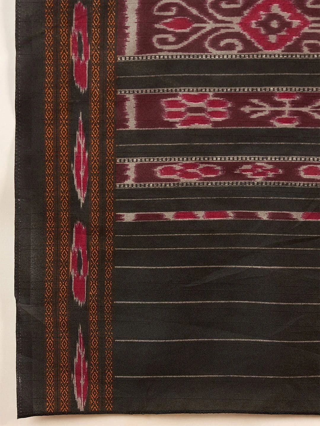 Anouk Ethnic Motifs Silk Blend Designer Ikat Saree thumbnail 5