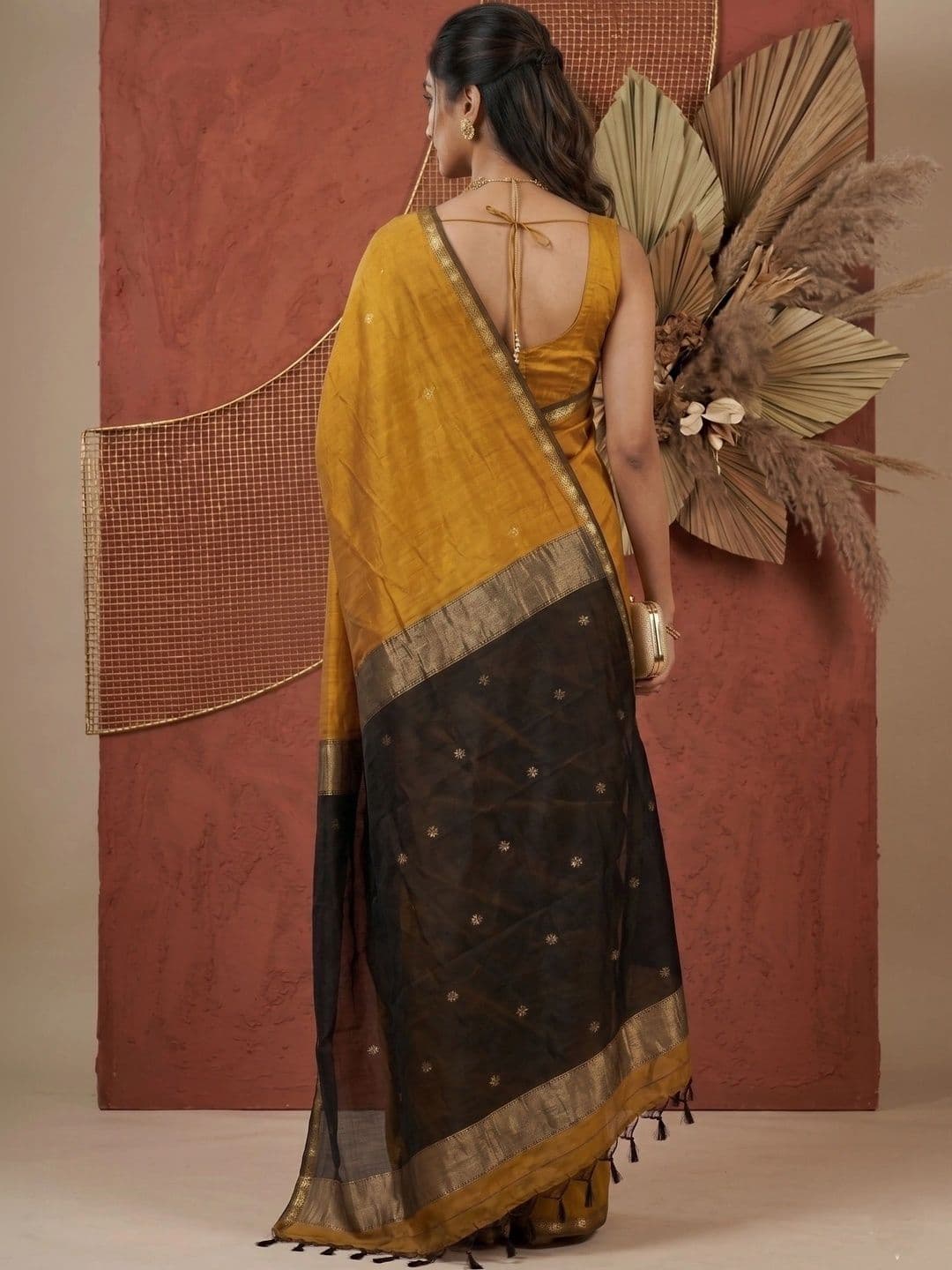 MITAL ENTERPRISE Zari Art Silk Saree thumbnail 2