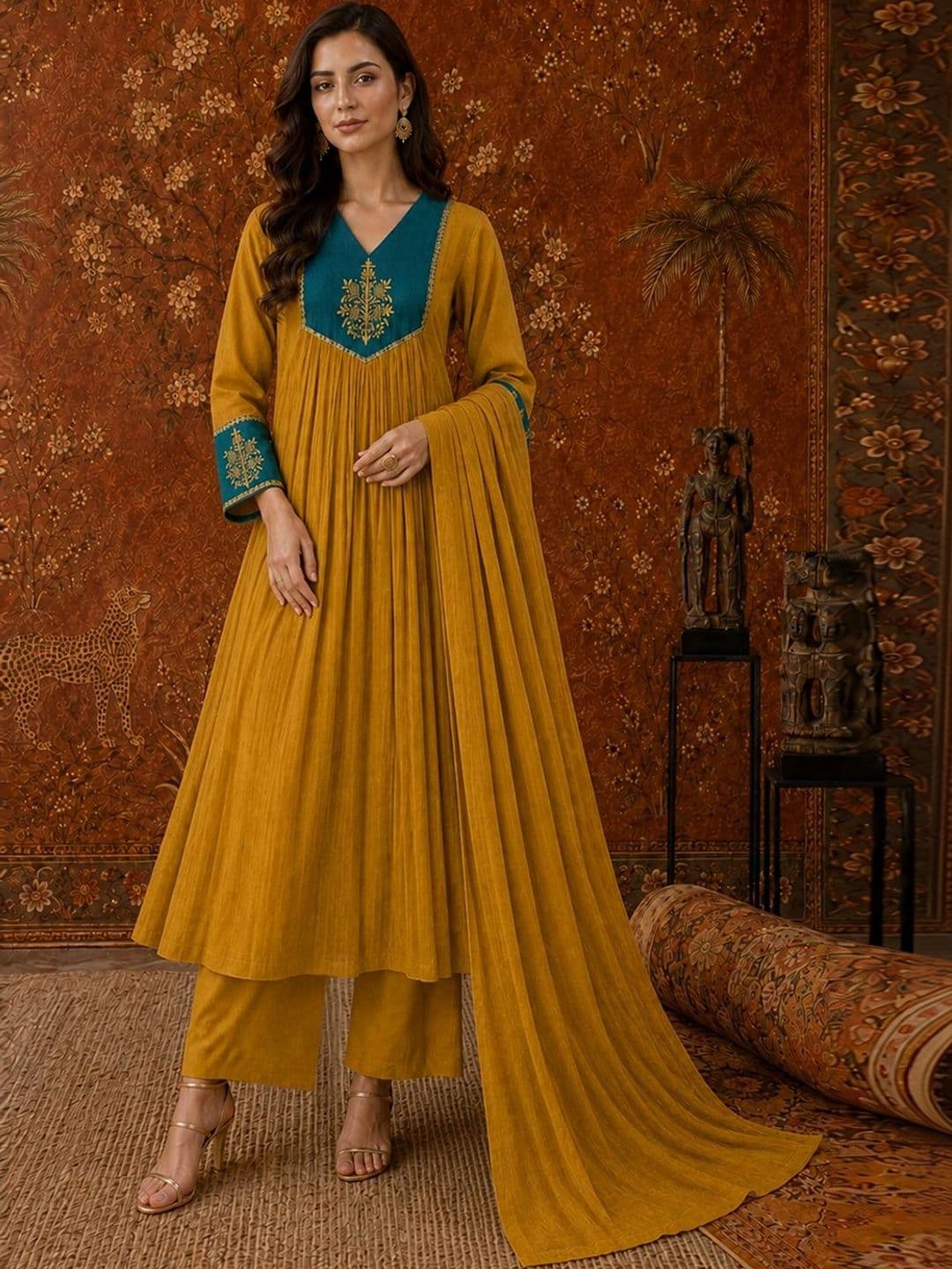 Sangria Women Ethnic Motifs Embroidered Empire Thread Work Kurta with Palazzos & With Dupatta thumbnail 5