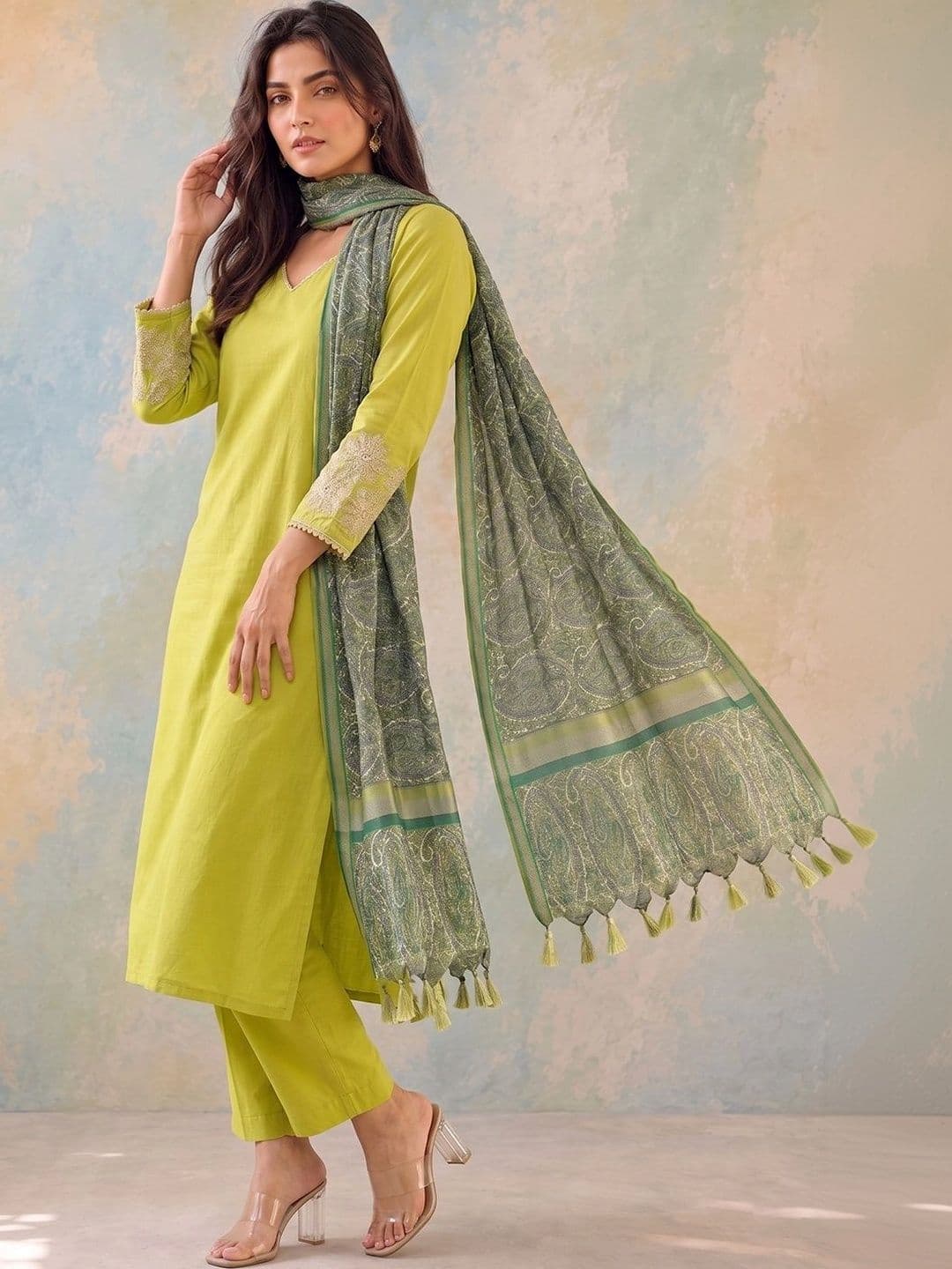 AADVIKA Women Ethnic Motifs Regular Thread Work Kurta with Trousers & With Dupatta thumbnail 7