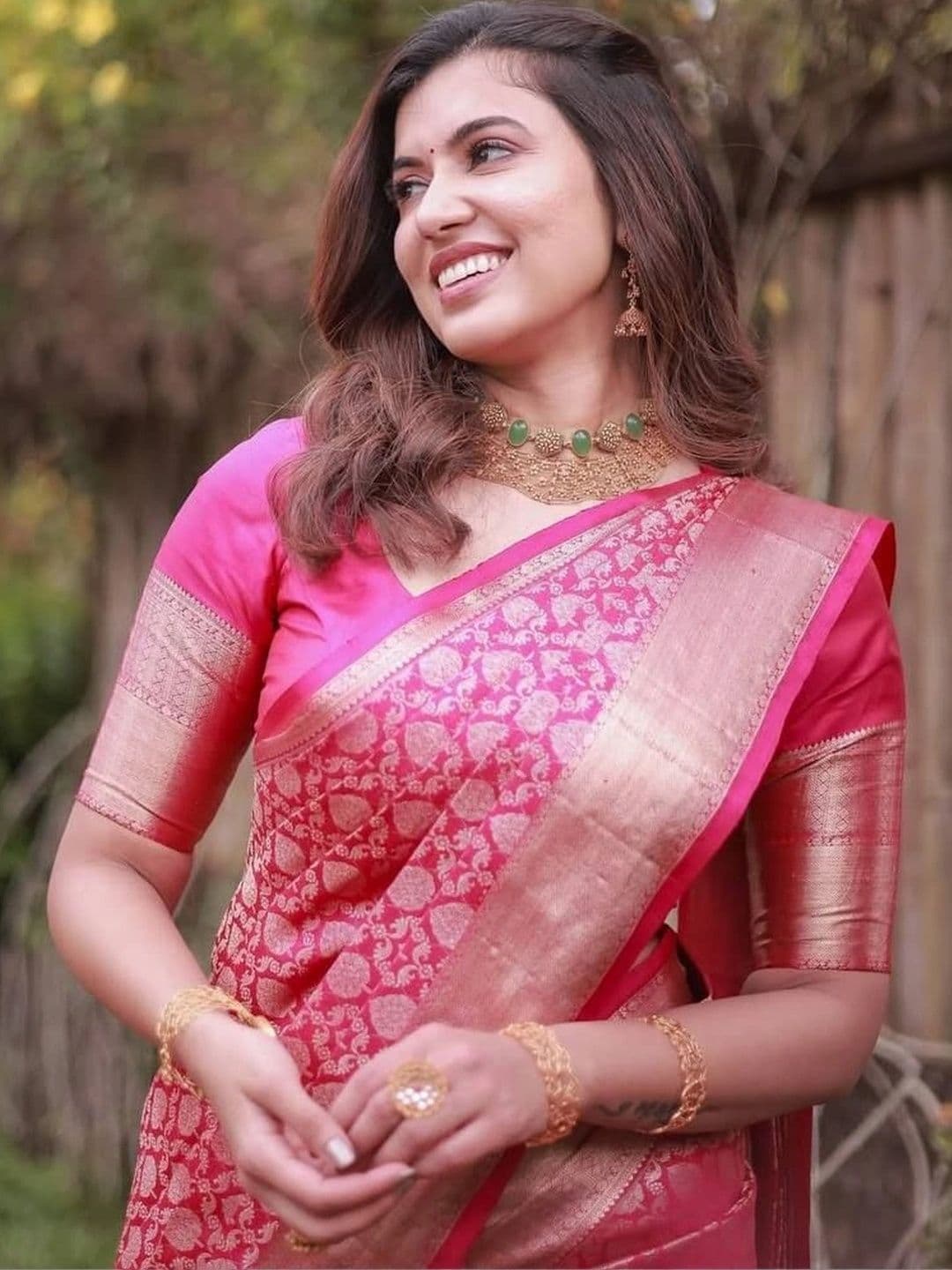 Anokhi Attire Woven Design Zari Art Silk Banarasi Saree thumbnail 2
