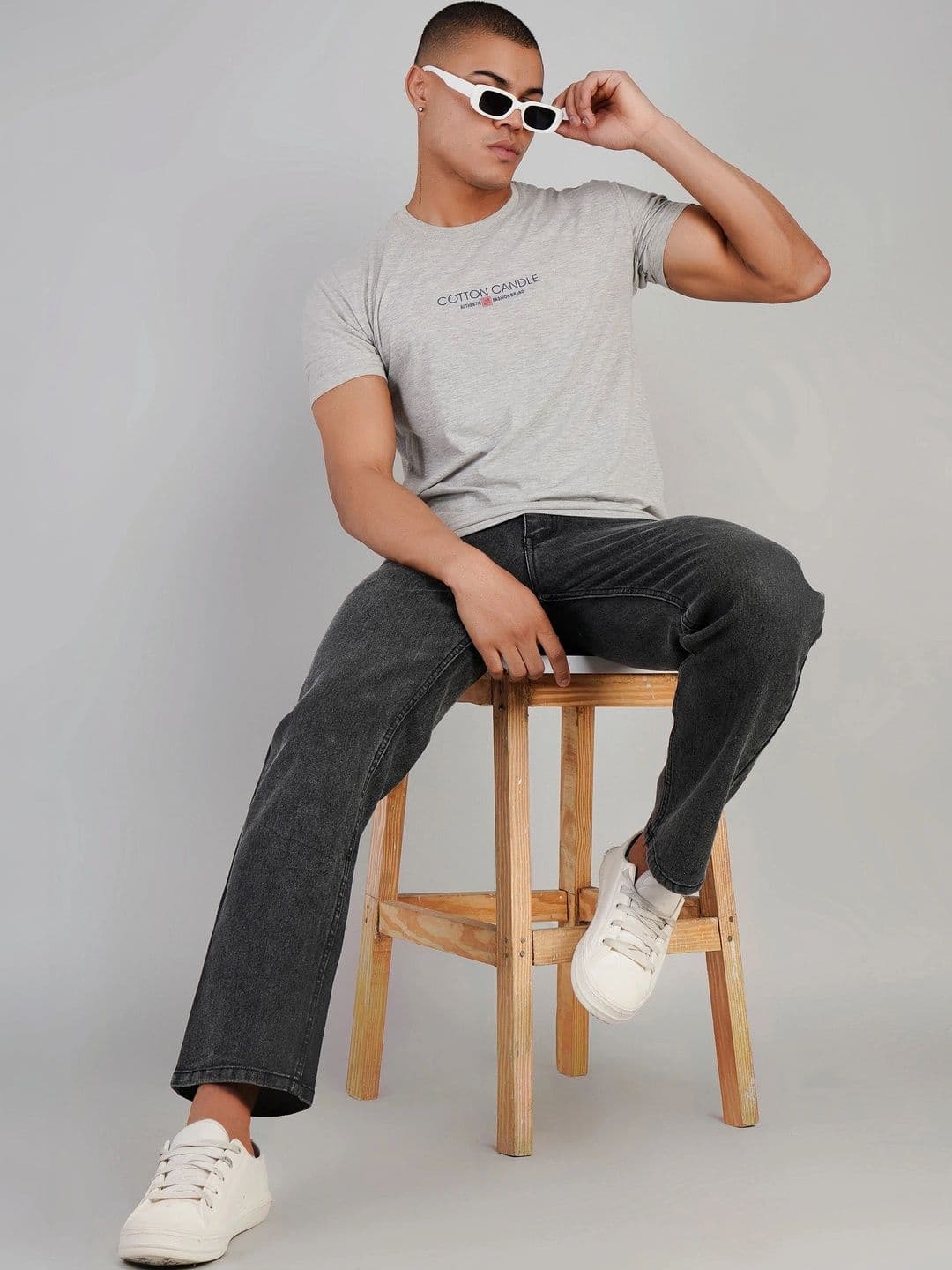 UNIFAV FASHION Men Straight Fit Mid-Rise Jeans thumbnail 2