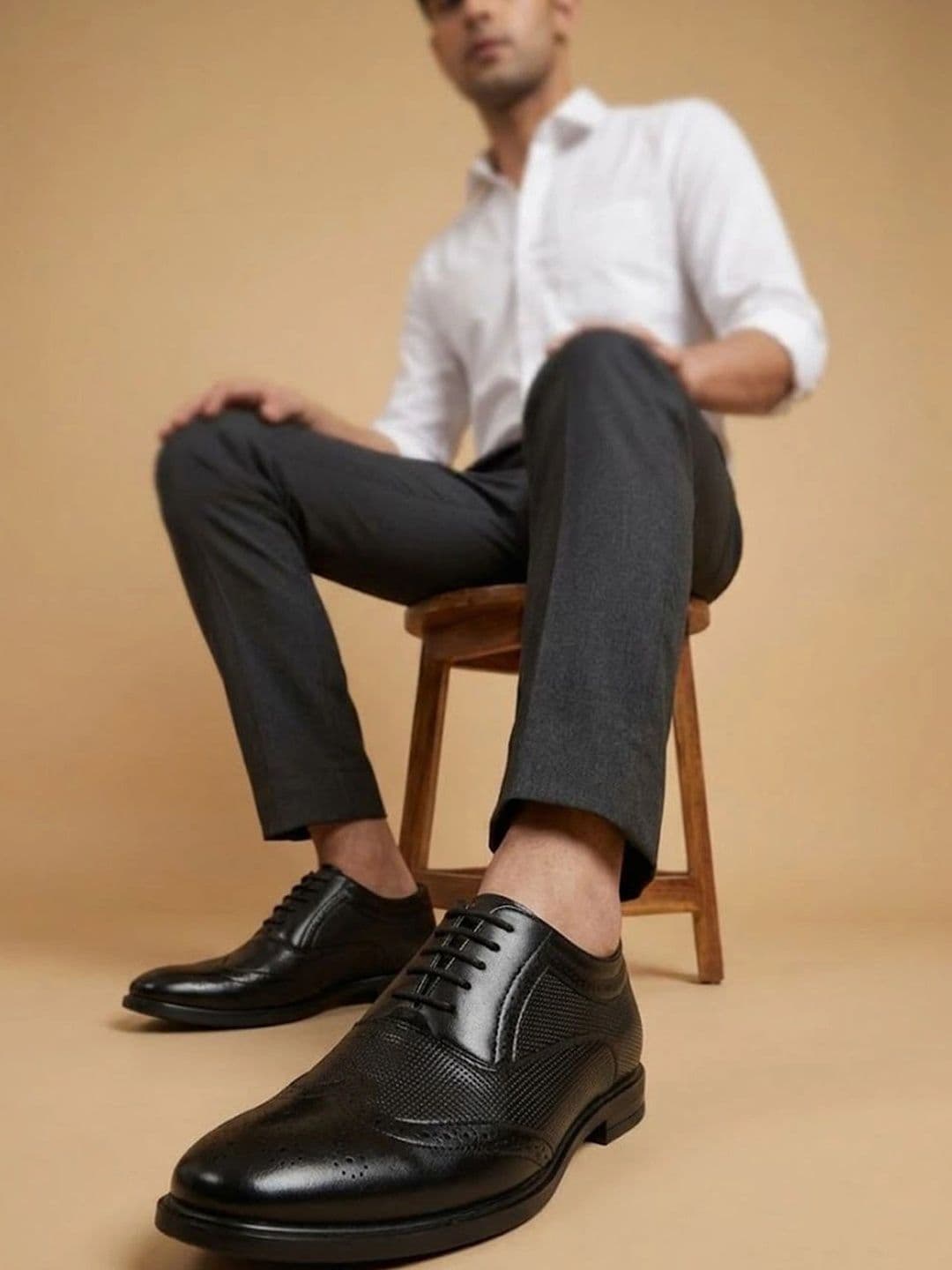 HERE&NOW Men Textured Round Toe Lace-Ups Formal Brogues Shoes thumbnail 3