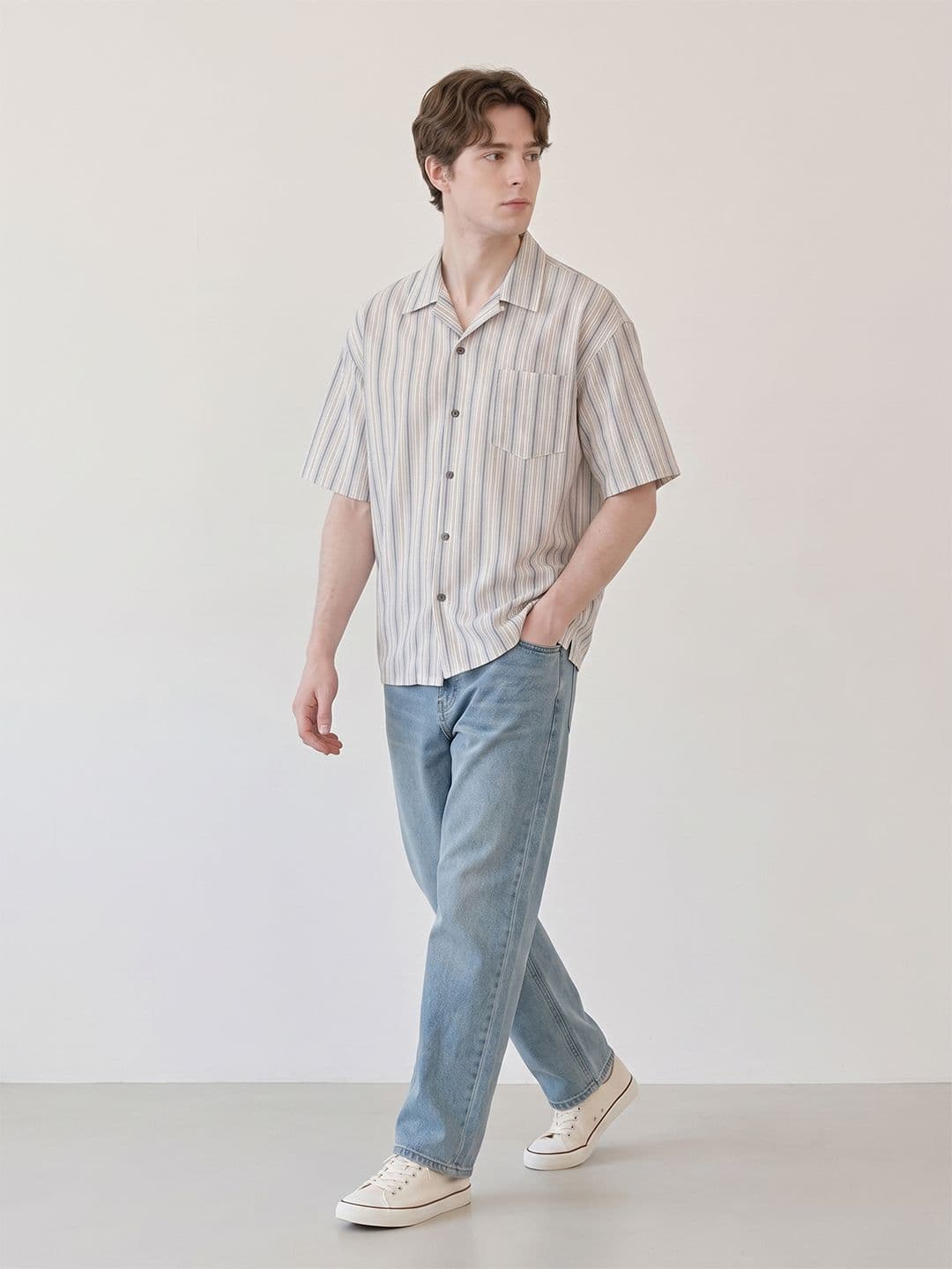 Suo Striped Regular Fit Shirts thumbnail 3