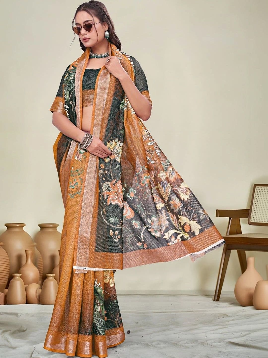 KALINI Floral Saree thumbnail 2